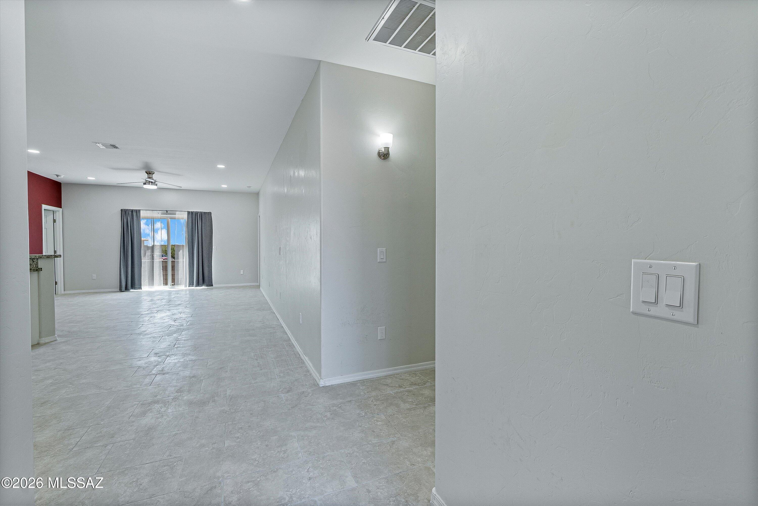 New Tucson Unit NO. 4 (1-203) - Residential