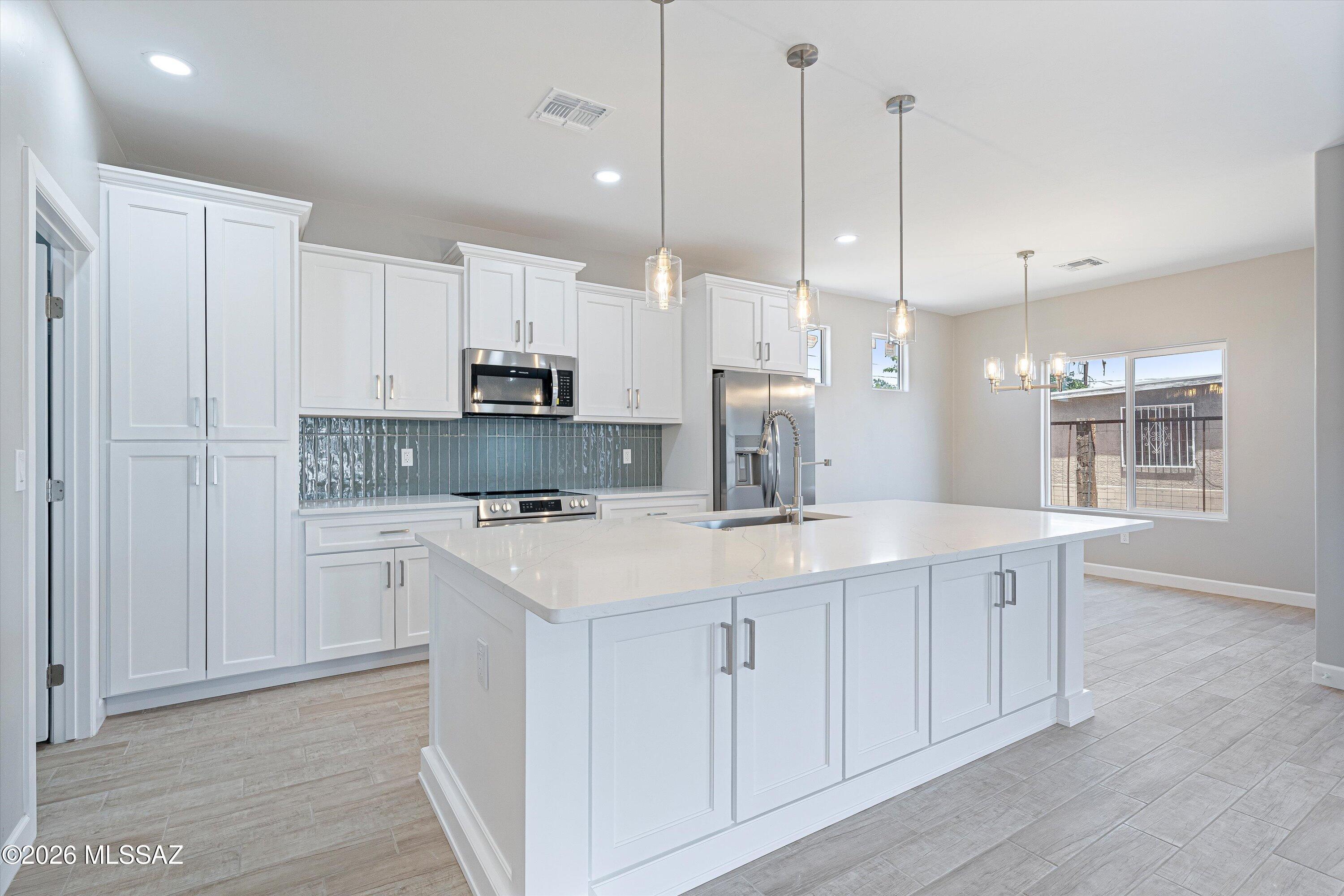 Welcome to this beautiful brand new 3 bedroom, 2 bath, 9ft ceiling home featuring modern finishes and a thoughtfully designed open concept layout. The spacious living area flows seamlessly into the kitchen, complete with a large island, stainless steel appliances, ample cabinetry, and a generous walk in pantry.
The primary suite includes a walk in closet and a well designed bathroom layout that offers both functionality and comfort. Additional features include 2 RV gates, providing added flexibility for parking and storage needs.
Built with attention to detail and contemporary design elements throughout, this new construction home offers a great combination of style, space, and convenience. Schedule your showing today to experience everything this home has to offer!