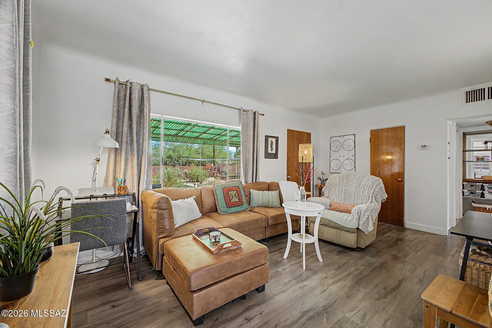 Mountain View Acre Farms - Residential