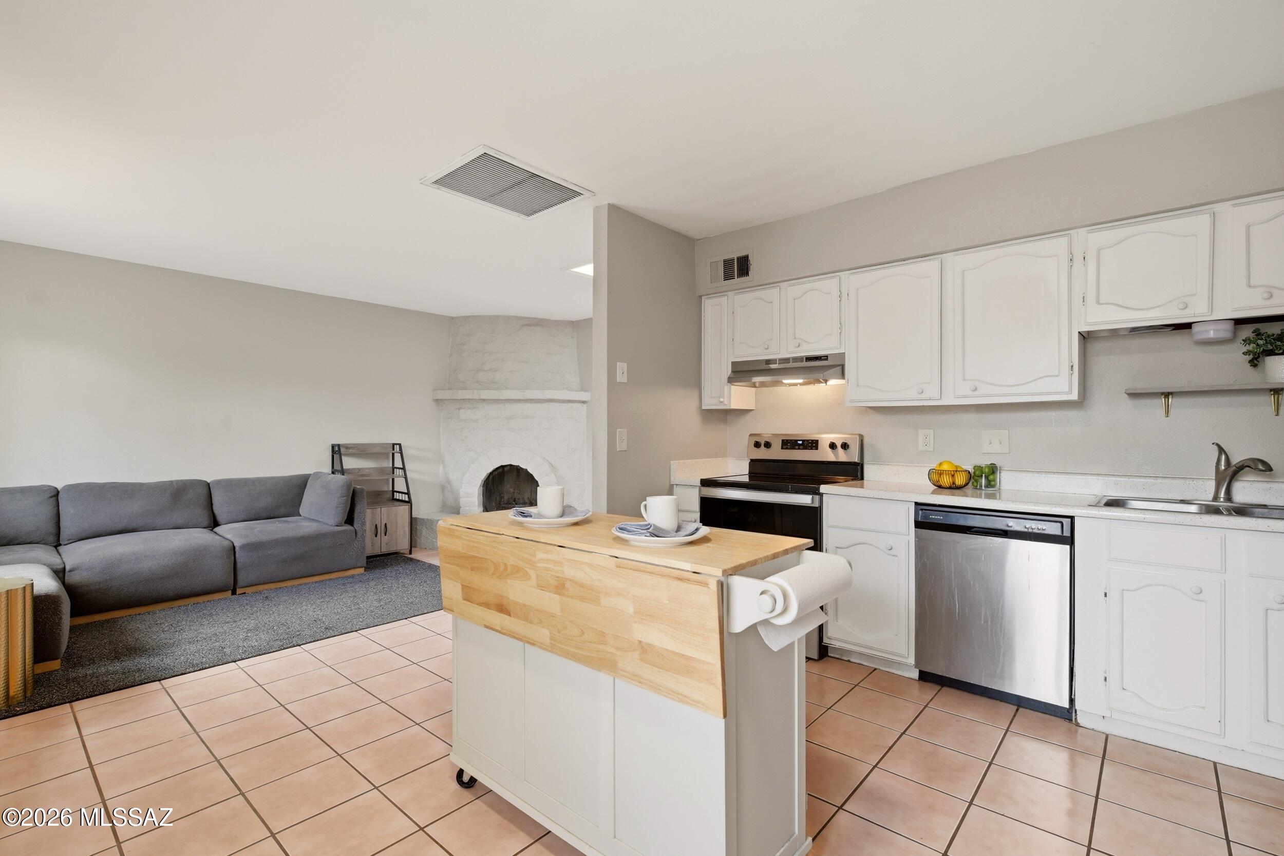 Casitas Del Valle Townhouses II (1-110) - Residential
