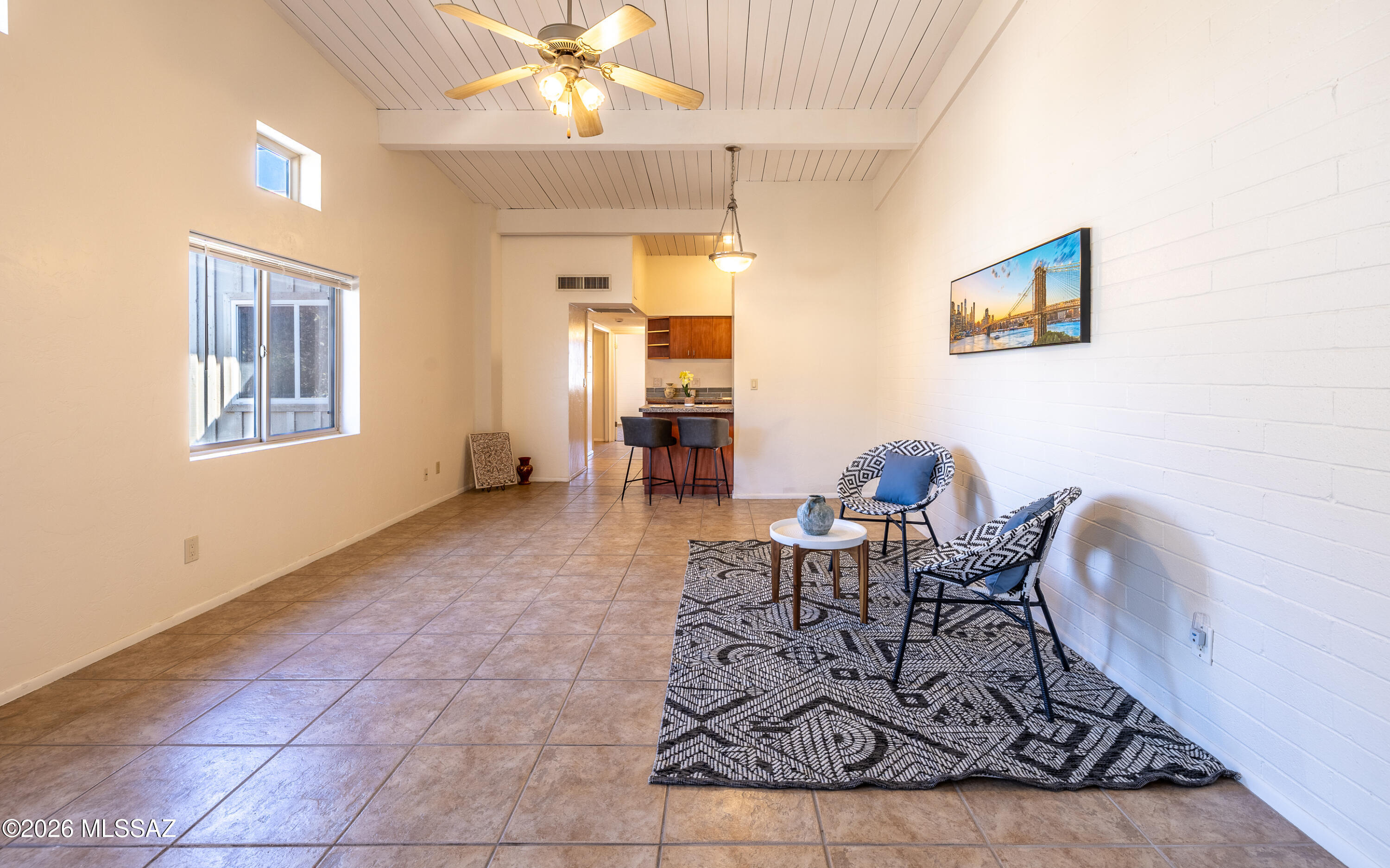 Royal Alvernon Condos. - Residential