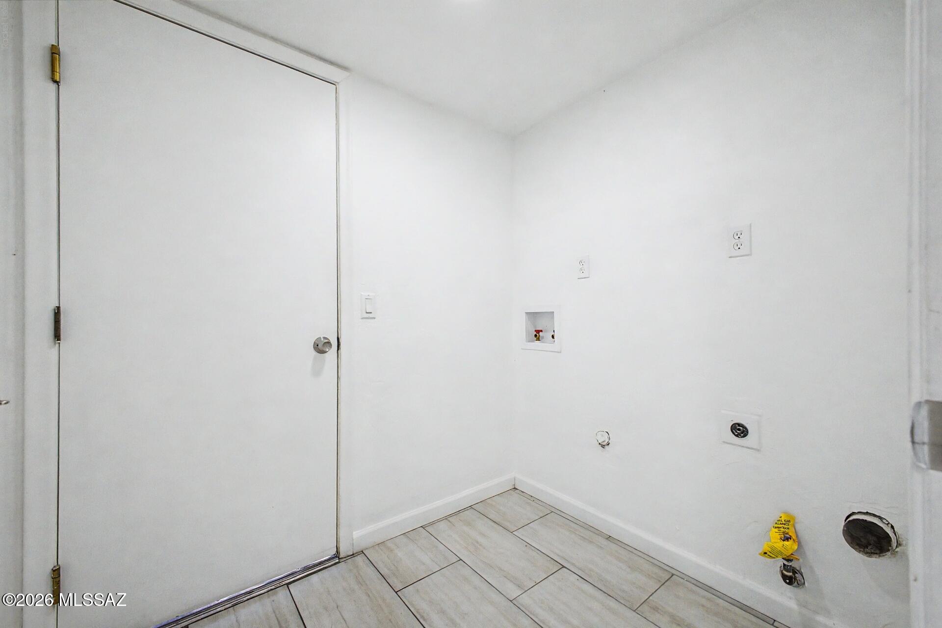 Falcon Point (1-170) - Residential