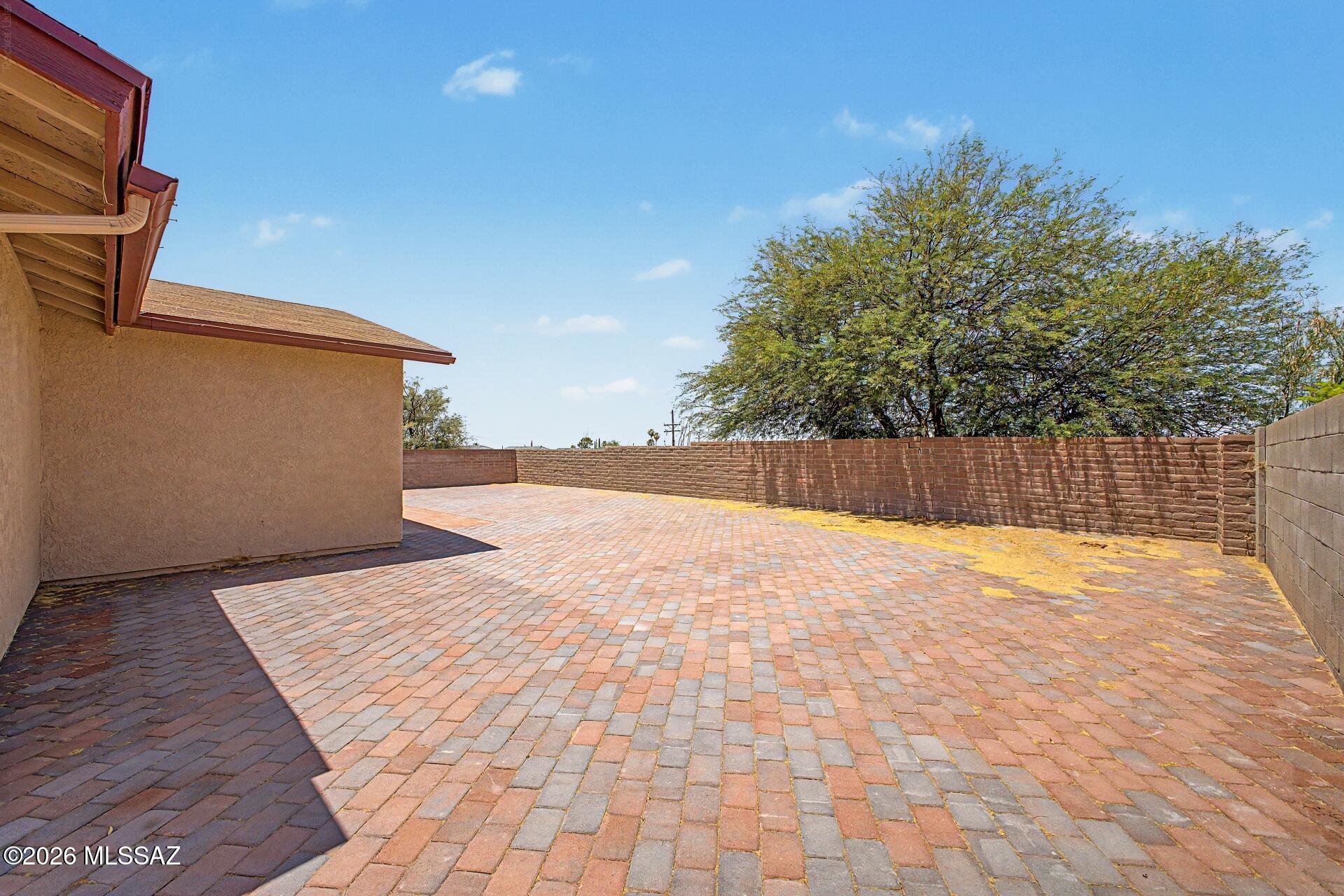 Falcon Point (1-170) - Residential