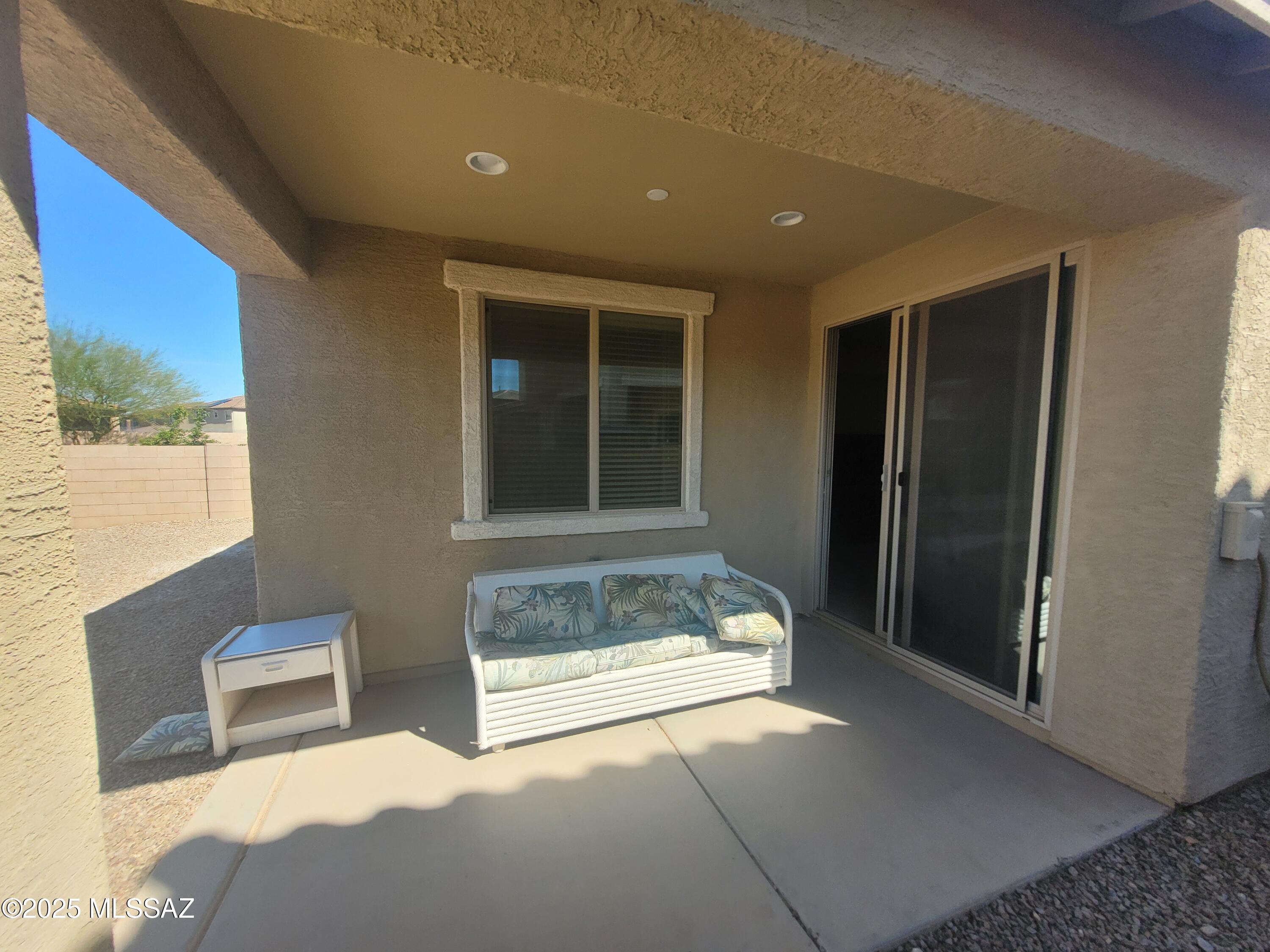 Interstate 10 and Kolb Road - Residential Lease