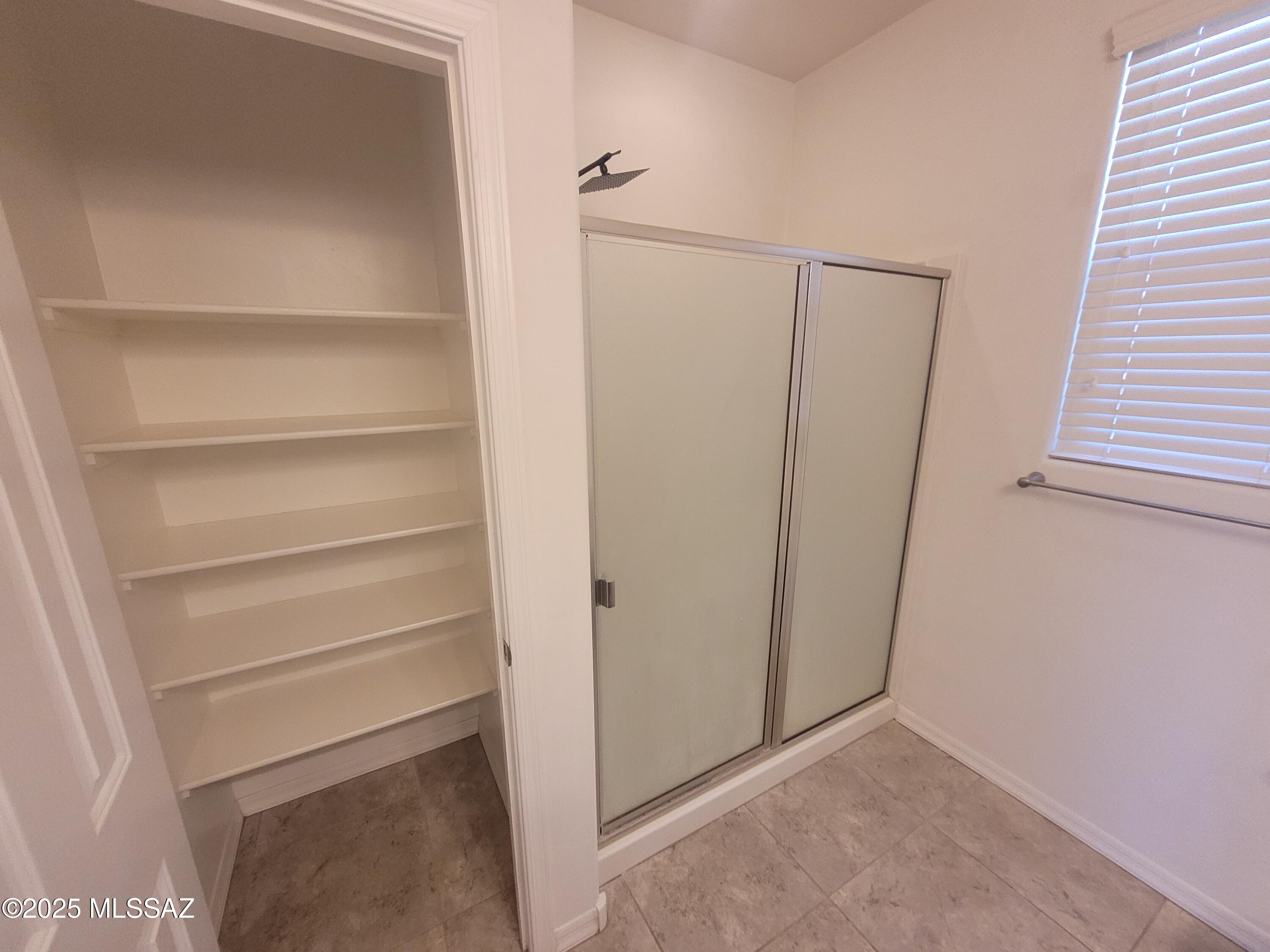 Interstate 10 and Kolb Road - Residential Lease