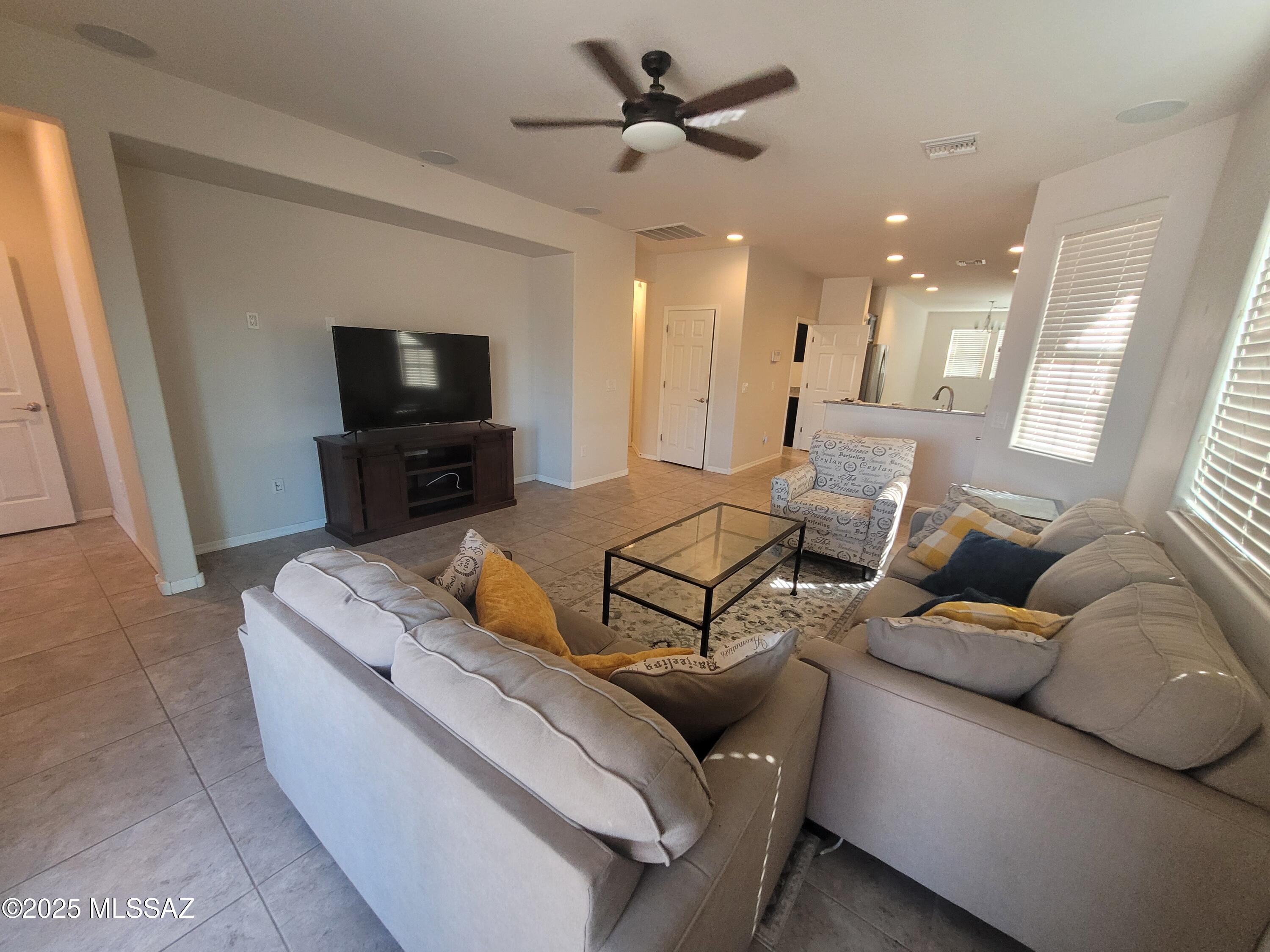 Interstate 10 and Kolb Road - Residential Lease