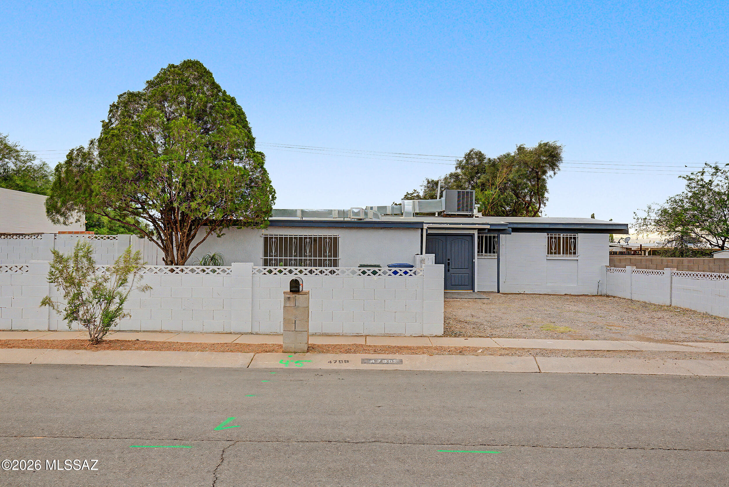 Clean and spacious 1,616 sq ft home with a large yard.  Updated kitchen features stainless steel appliances, complemented by an updated bathroom. New laminate flooring and fresh interior paint create a ready move-in feel. Cozy fireplace adds warmth and charm. Conveniently located near shopping, dining, and easy I-10 access.
Seller (Member of LLC) is a licensed Real Estate broker in the State of Arizona.