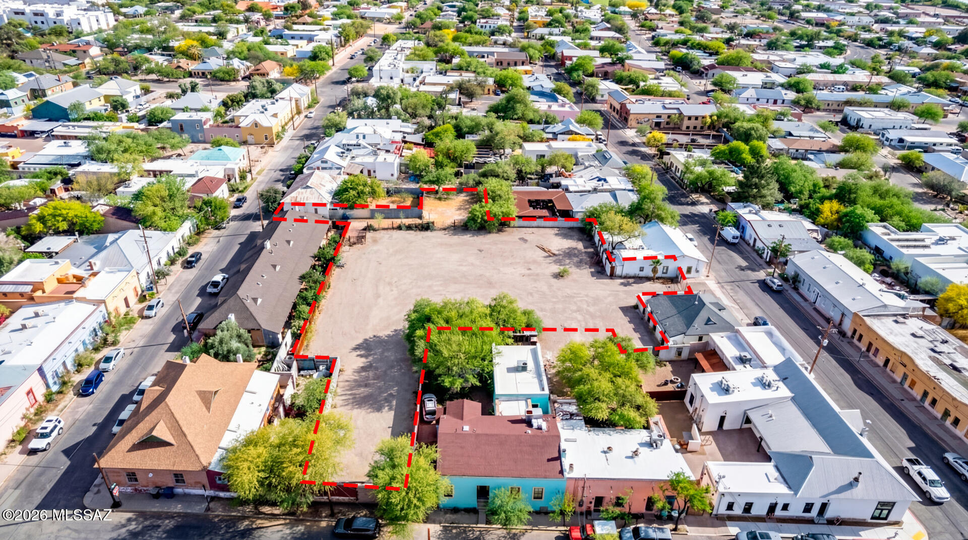 Barrio Centro (1-84) - Land