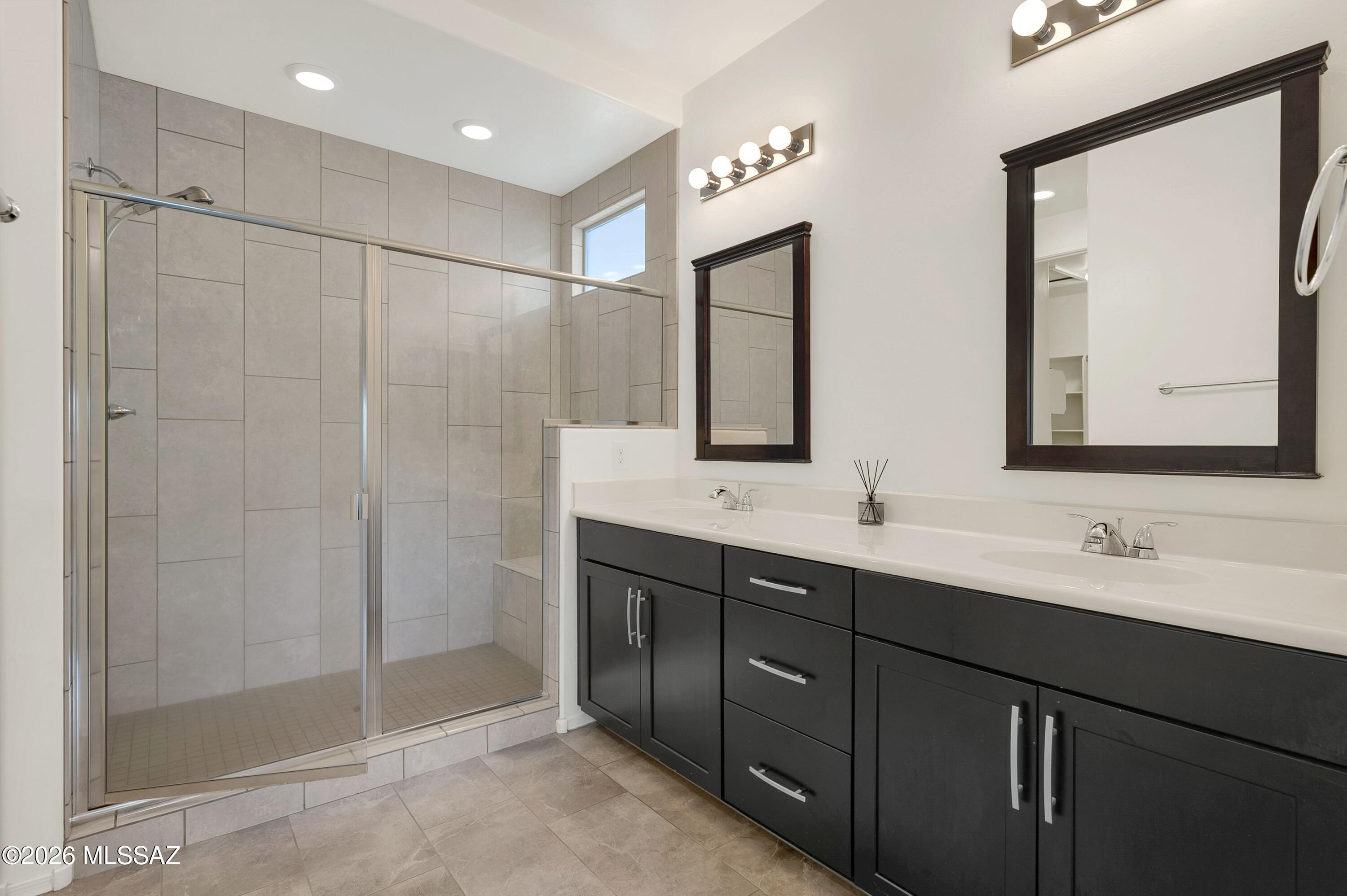 Linda Vista Heights SQ20161440591 - Residential
