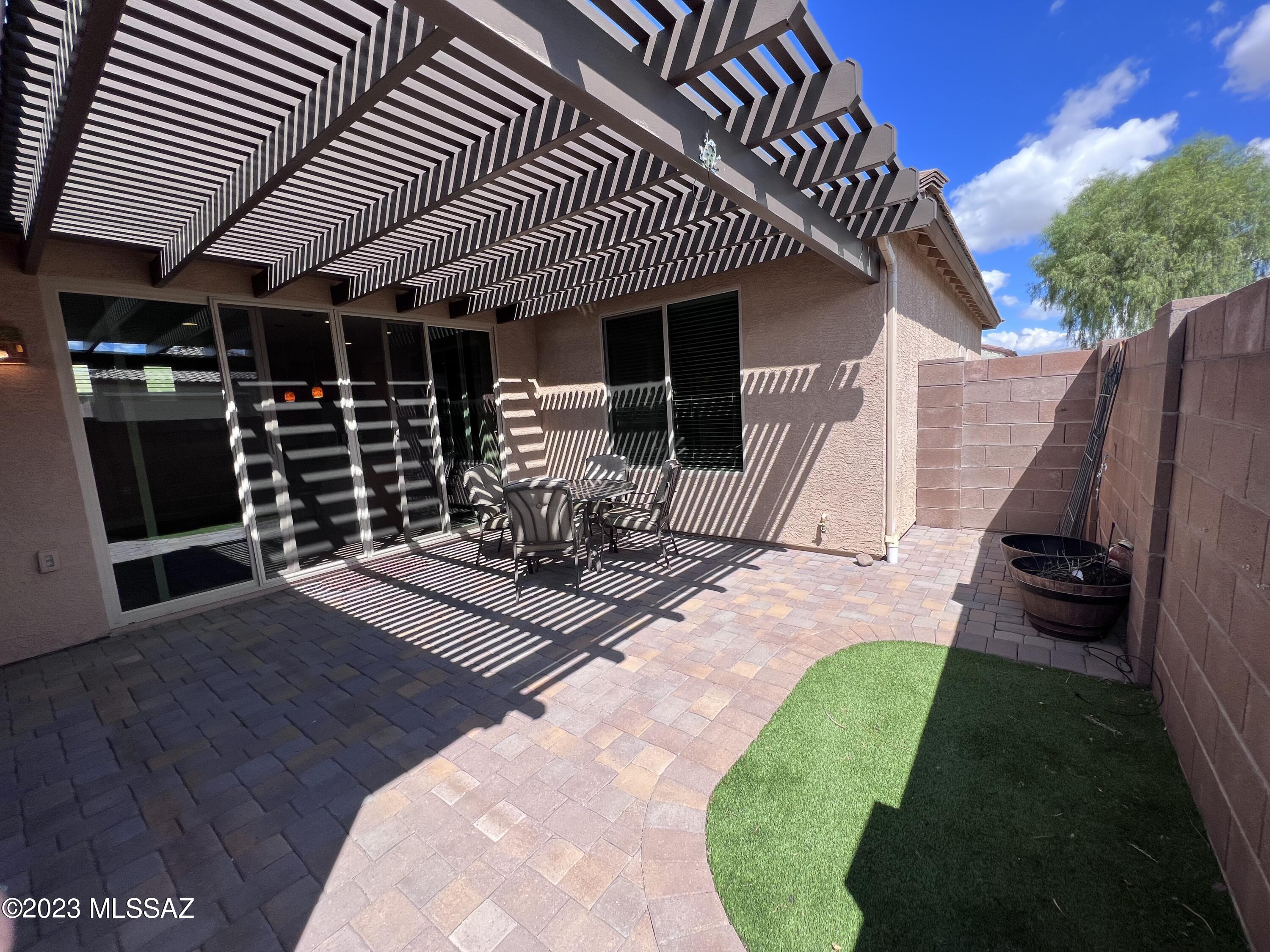 Del Webb at Rancho Del Lago Phase II SQ20112850077 - Residential Lease