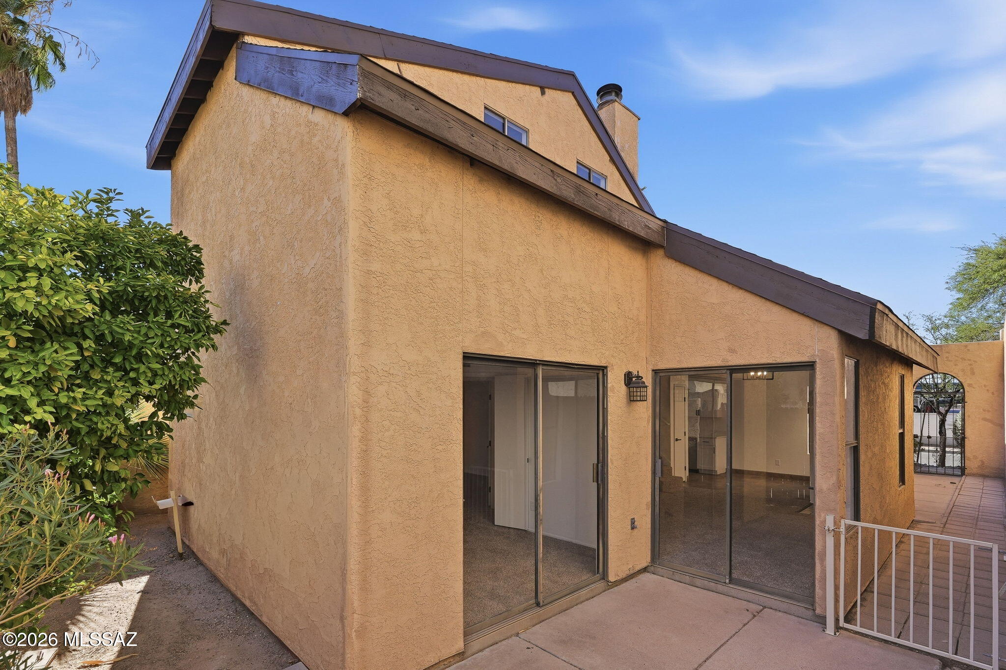Casa Gallego (1-76) - Residential