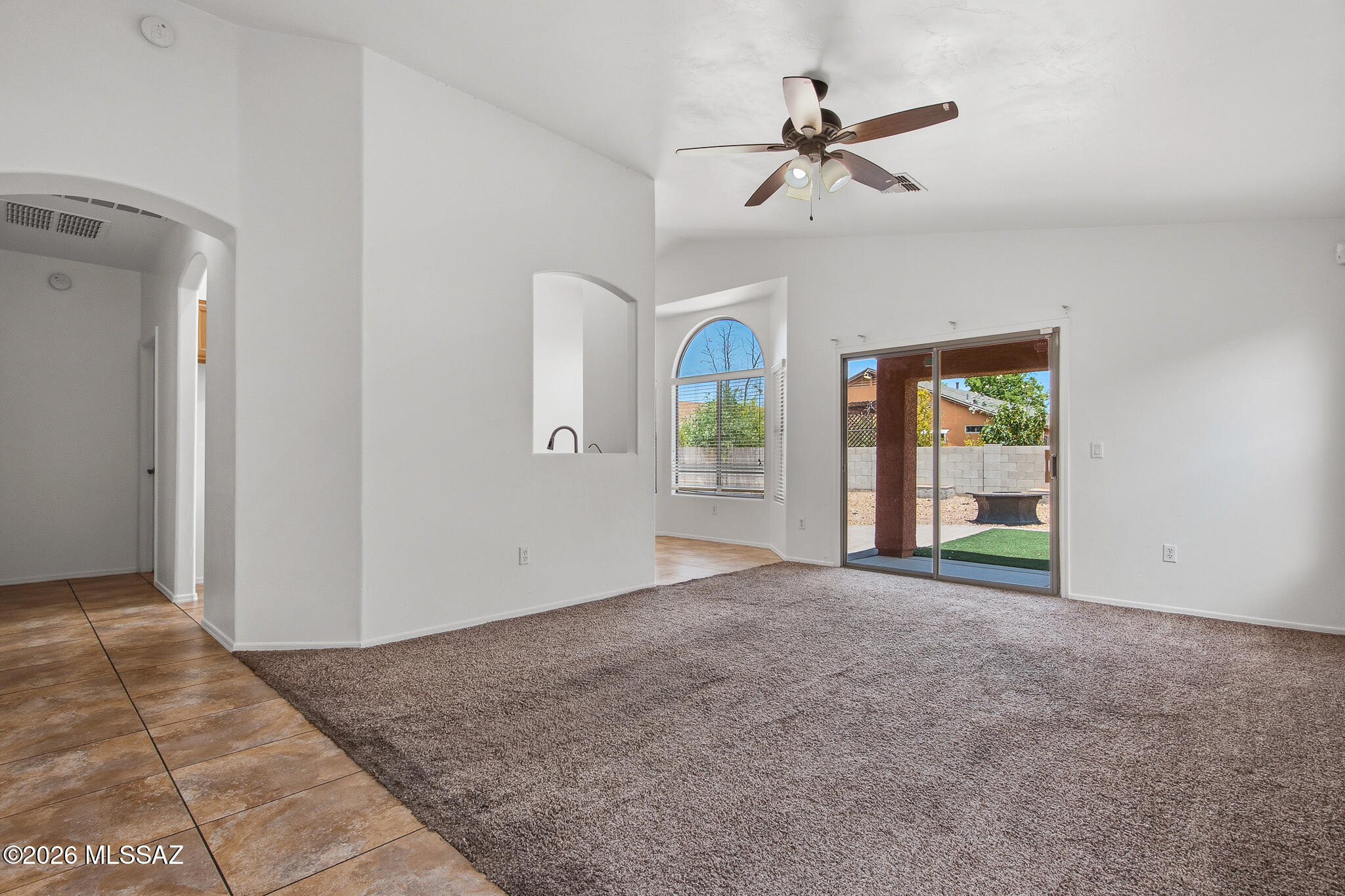 Tres Pueblos - Residential