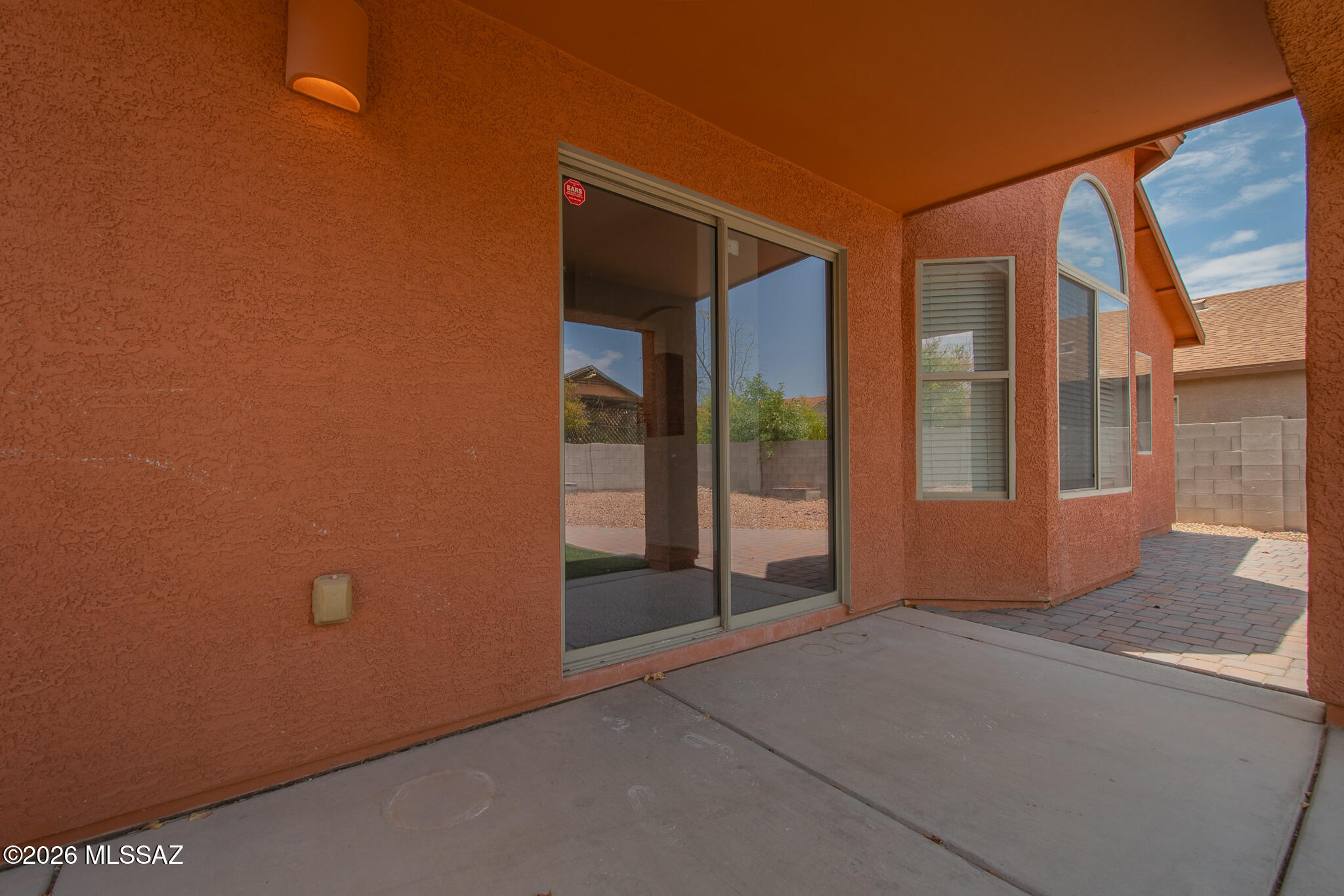 Tres Pueblos - Residential