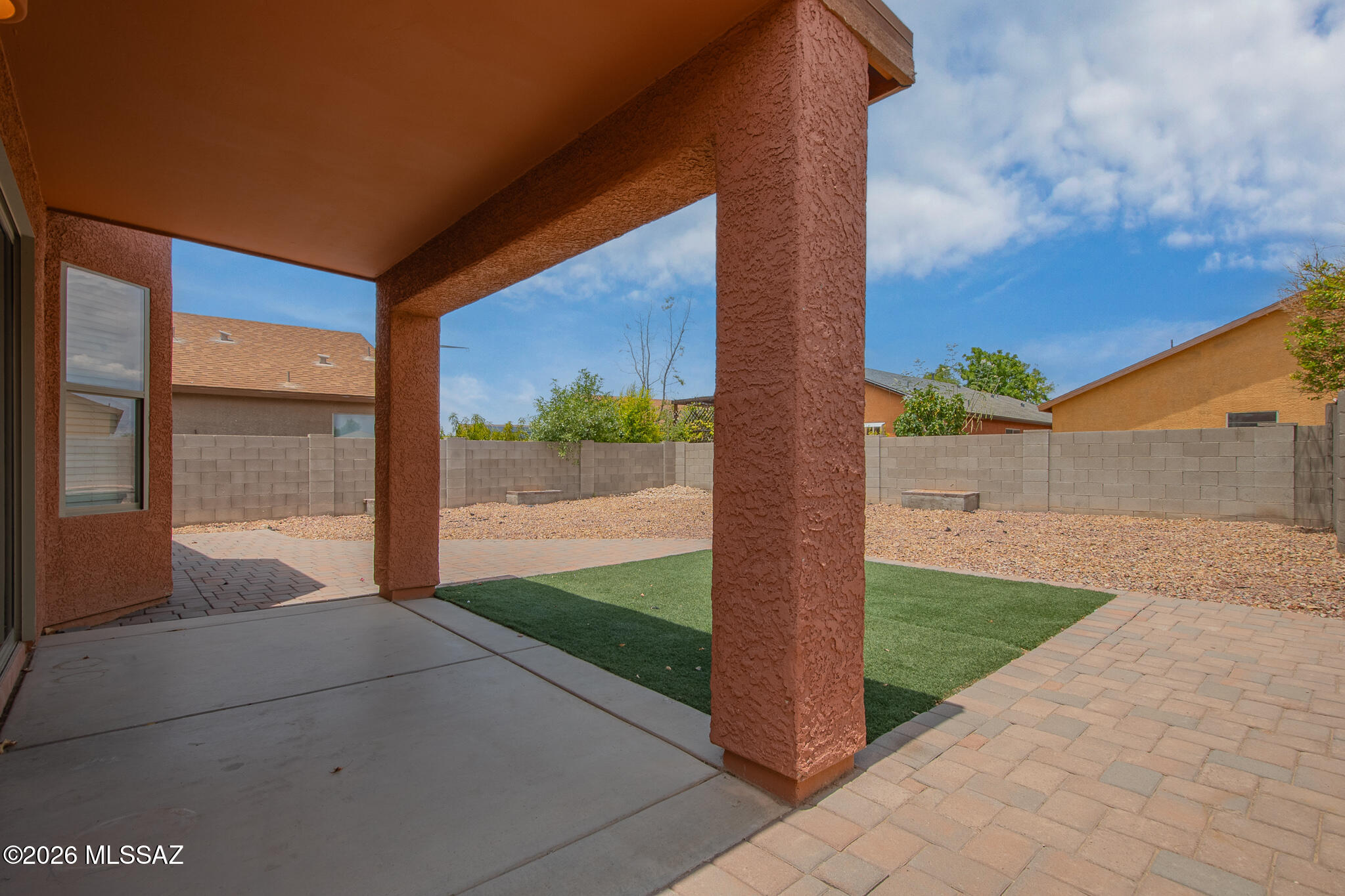 Tres Pueblos - Residential