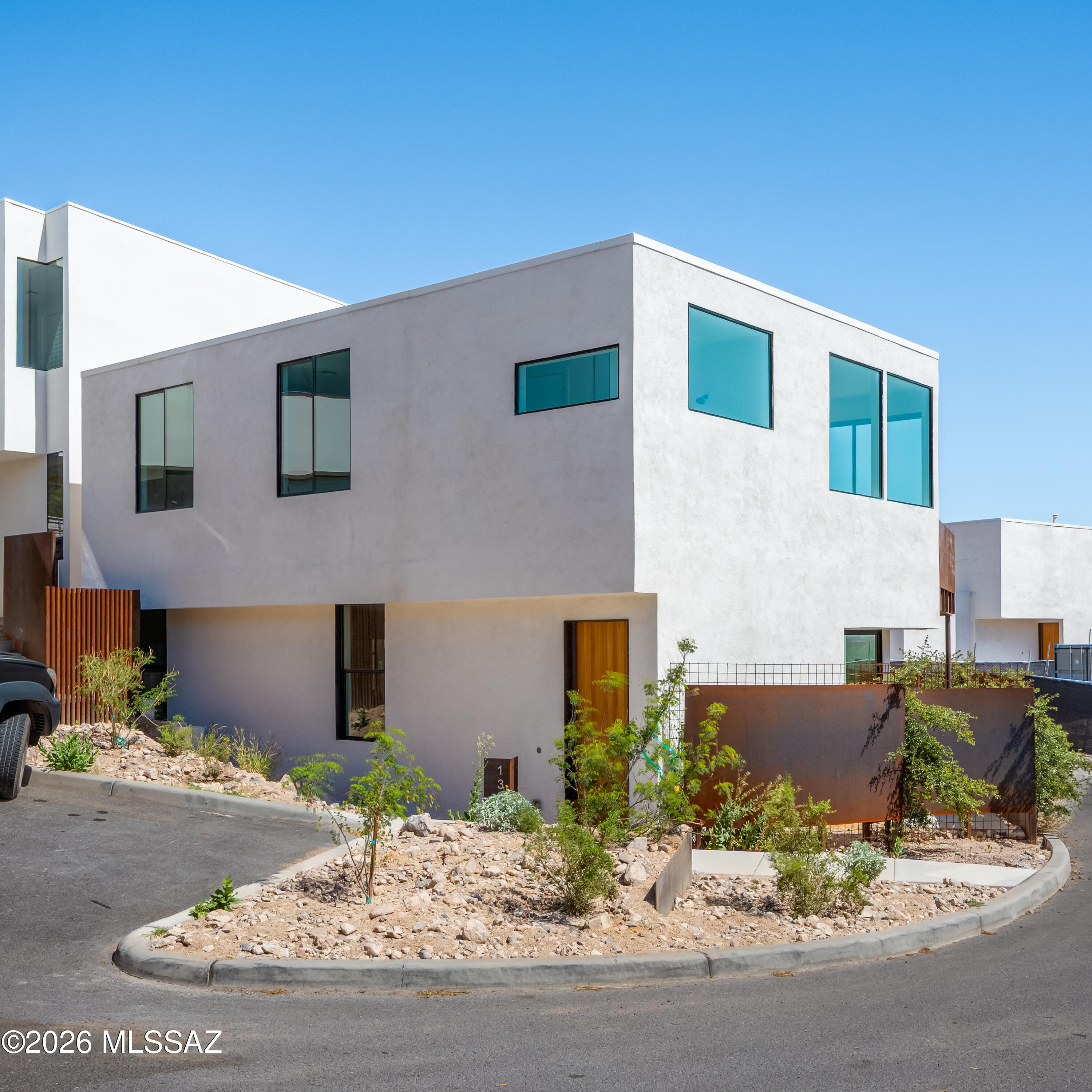 Sentinel Vista - Residential