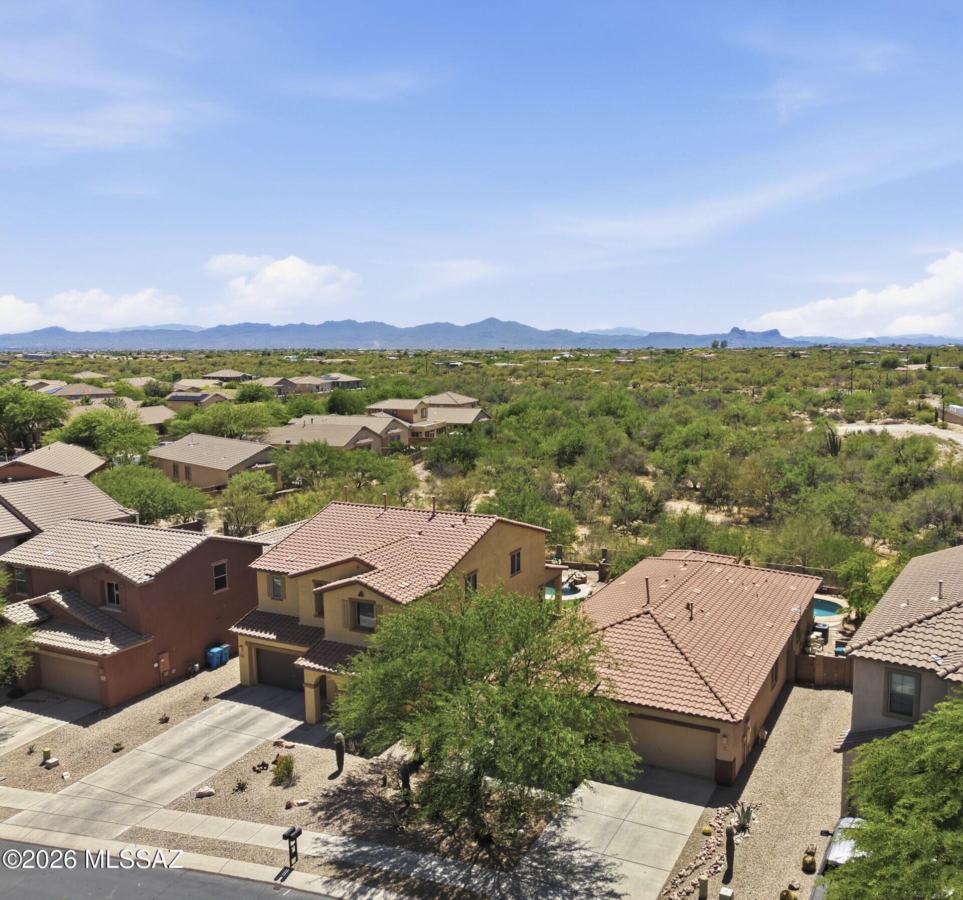 Rancho Vistoso NGHB 10 PCLS S,U & V - Residential