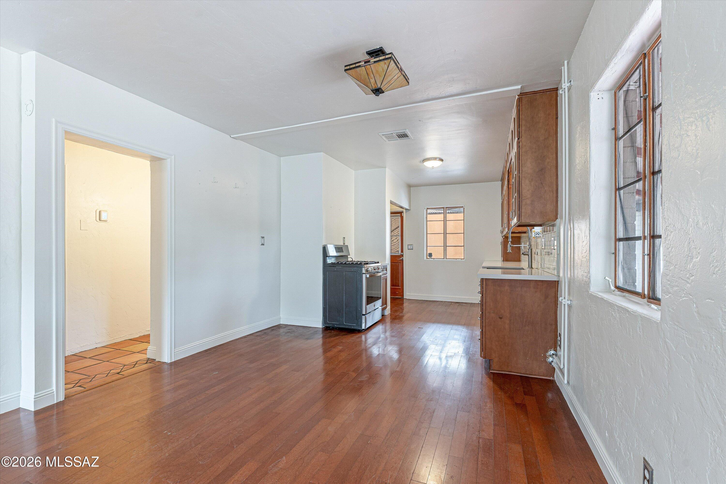 Blenman Annex - Residential