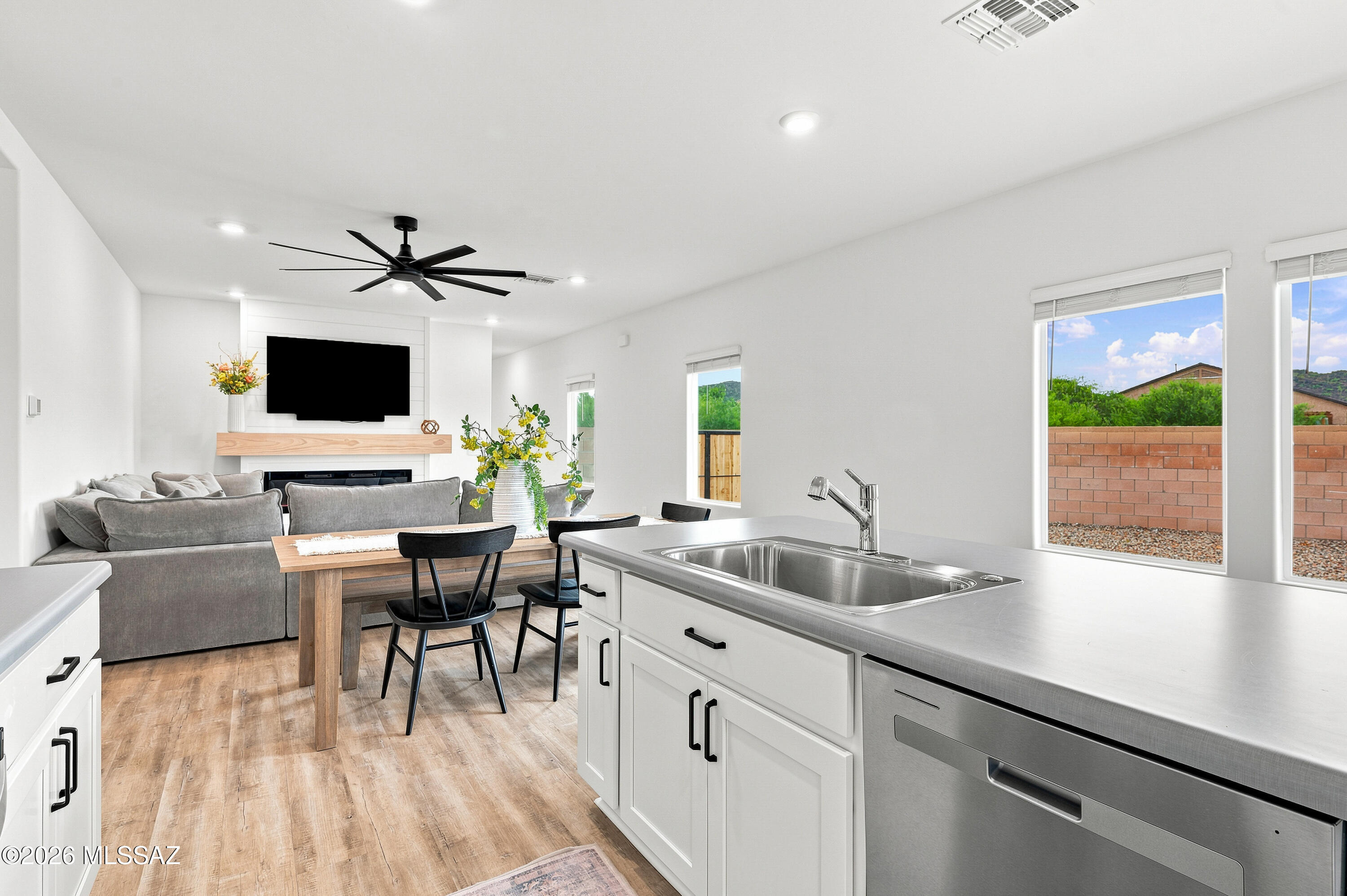 Saguaro Bloom Blocks 5 & 6 - Residential