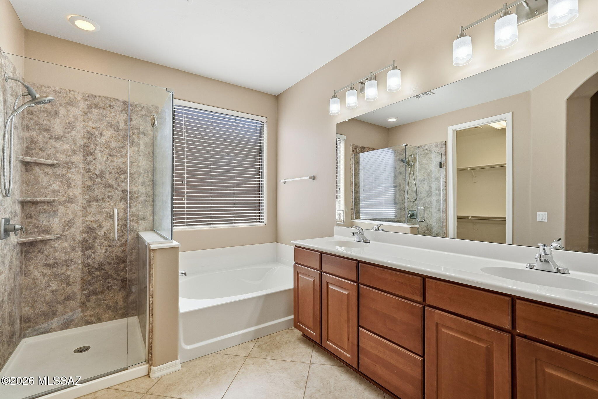 Tangerine Crossing (348-352) - Residential