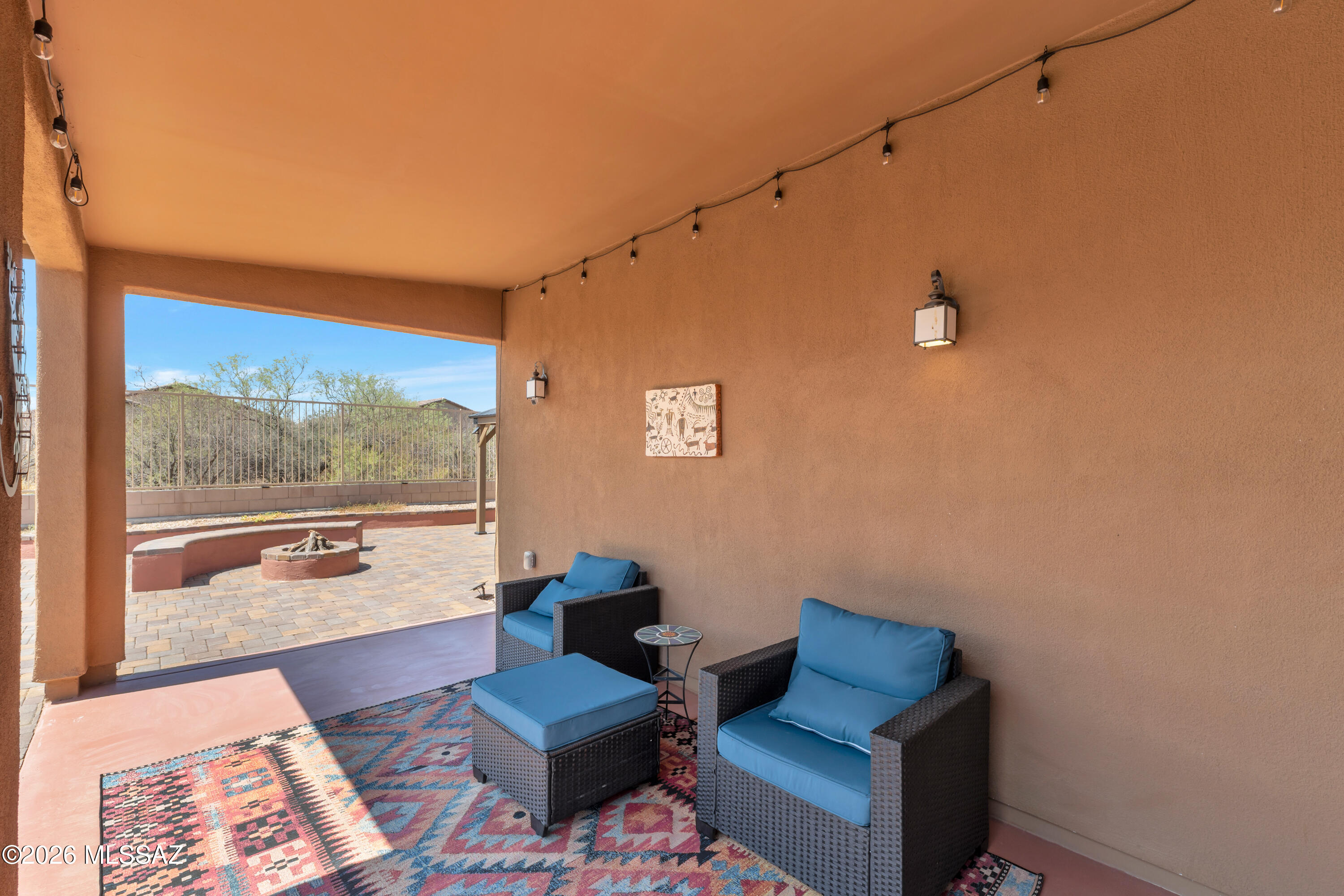 Entrada Del Rio - Residential