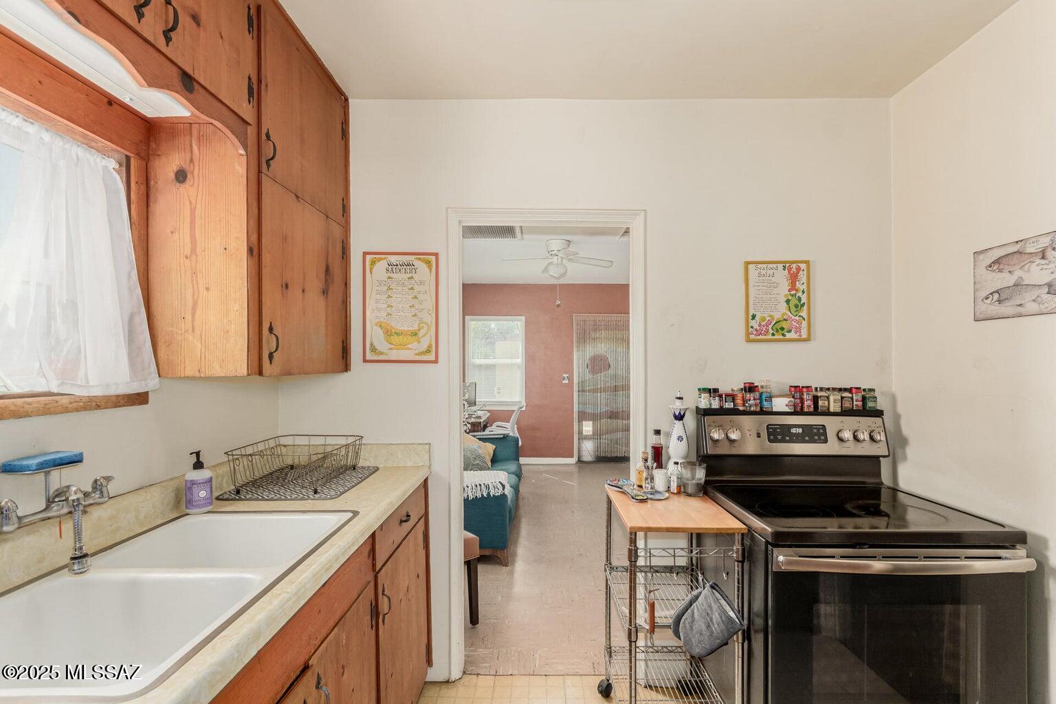 University Home Addition - Residential
