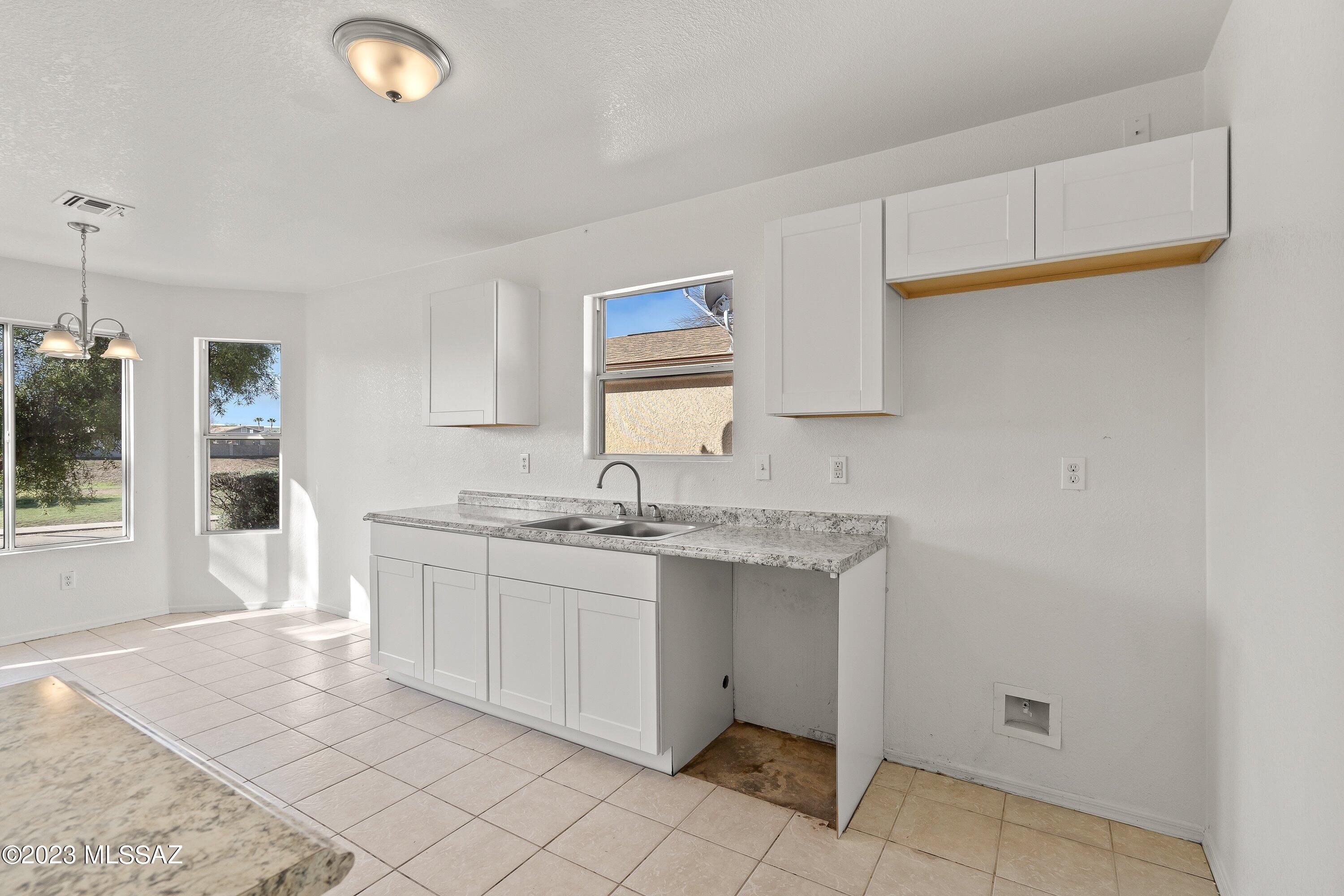 Rancho Reyes (1-191) - Residential Lease