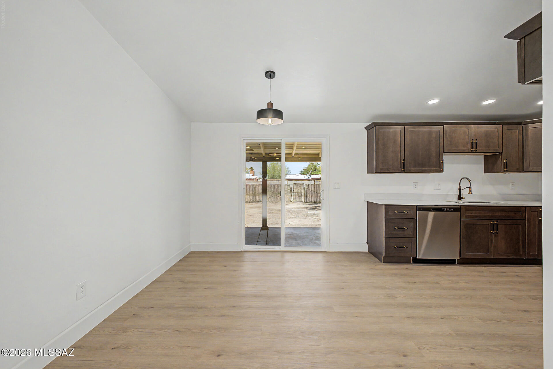 Casas Estrada - Residential