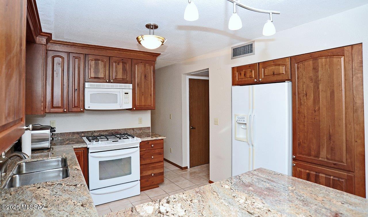 Raintree (1-124) - Residential
