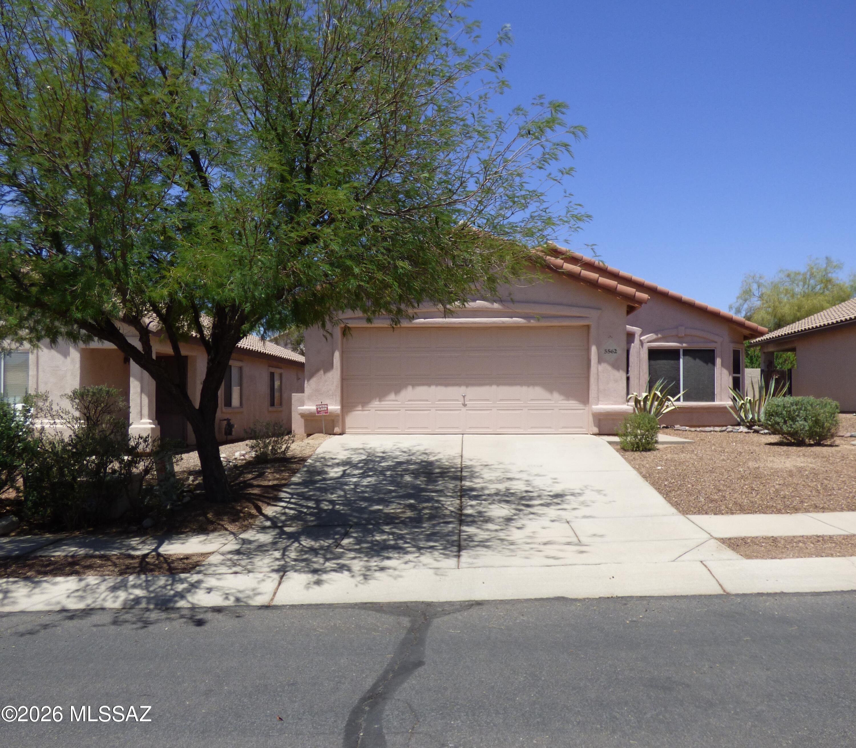 The Villages At Dove Mountain (114-234) - Residential Lease