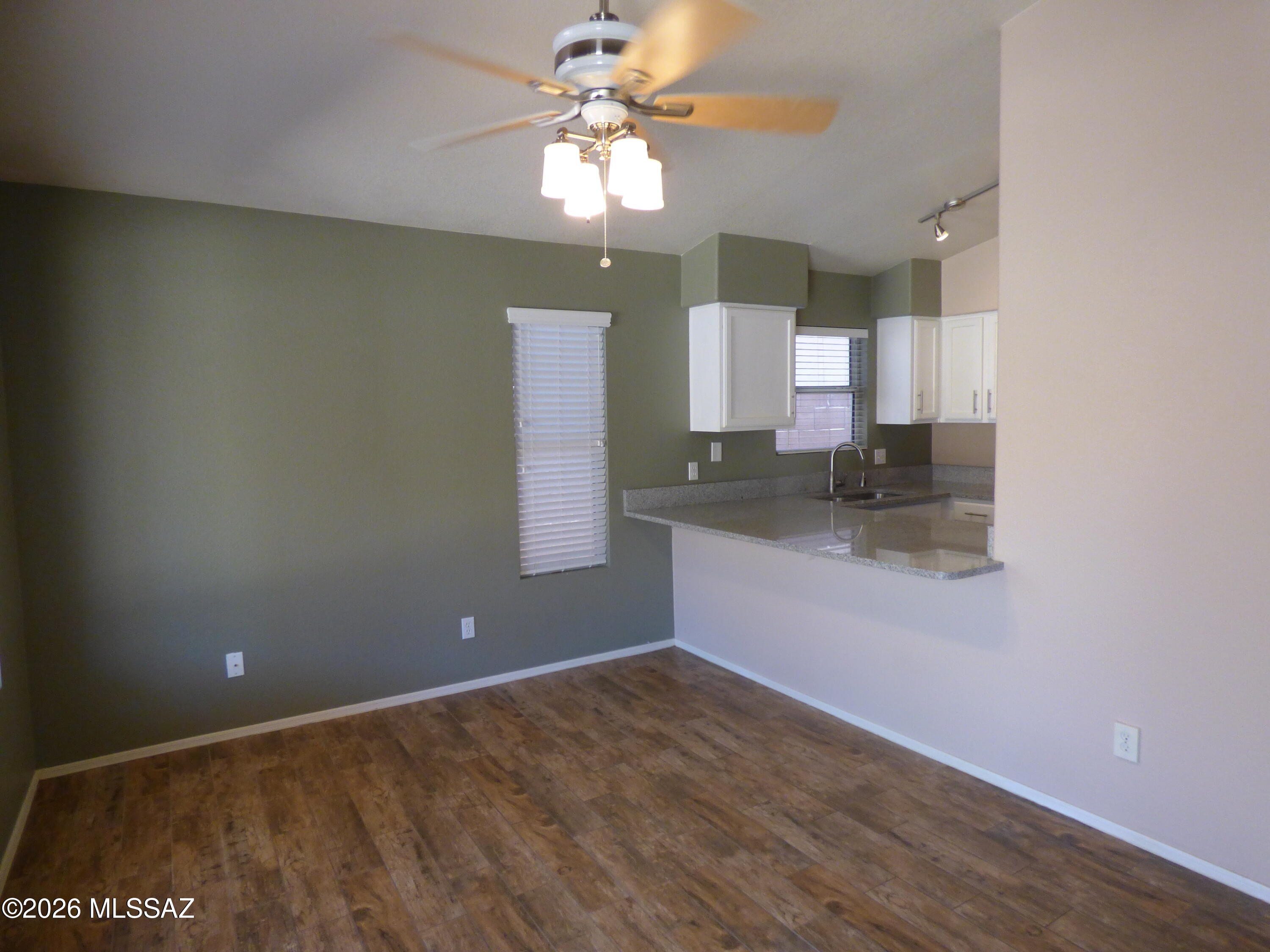 The Villages At Dove Mountain (114-234) - Residential Lease