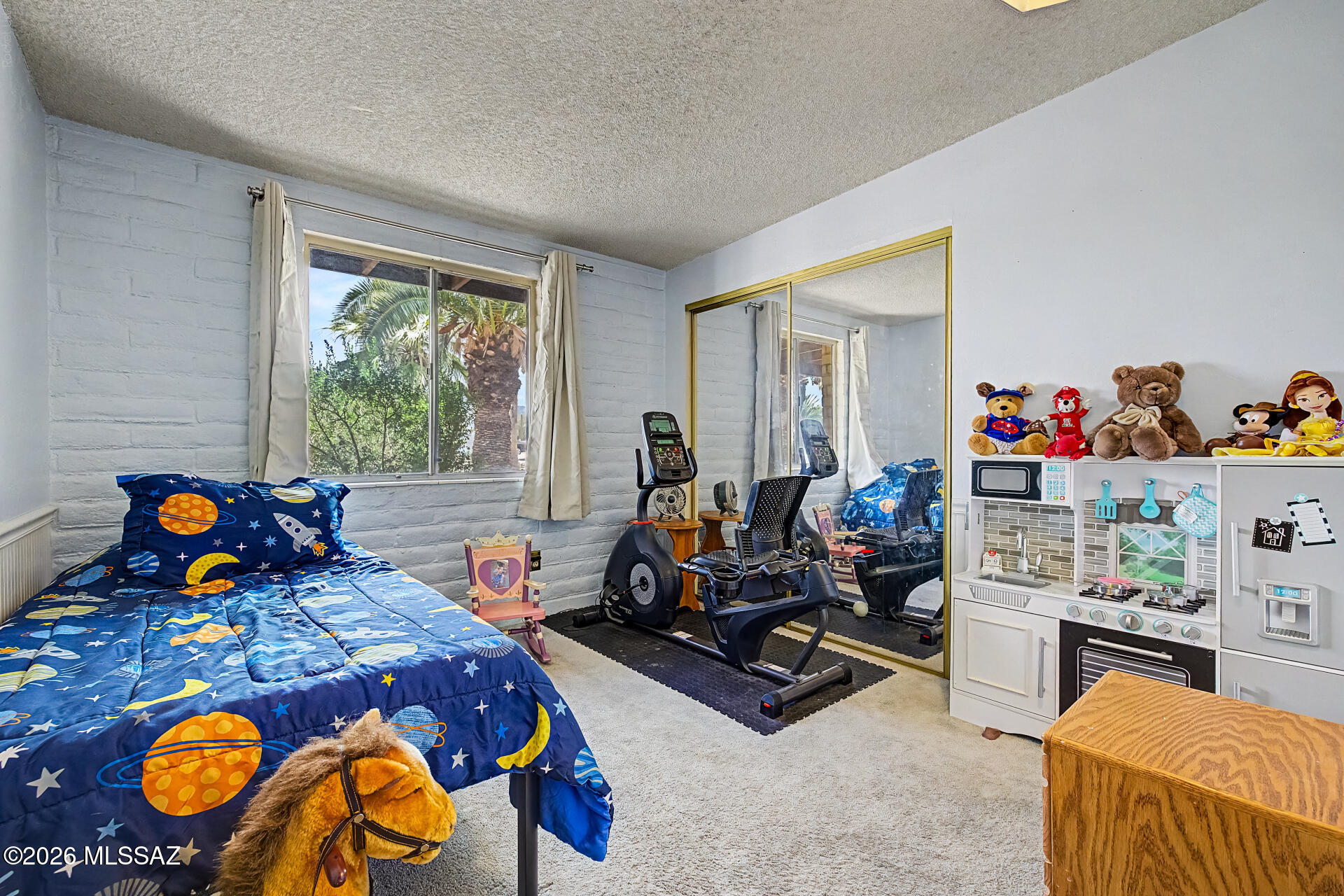 Broadway East (1-112) - Residential