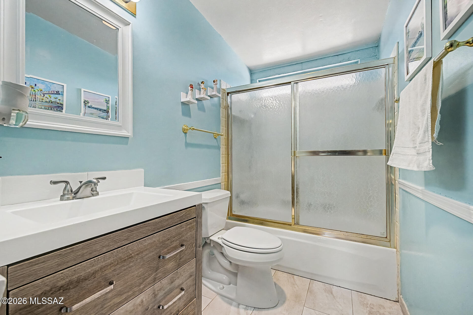 Broadway East (1-112) - Residential