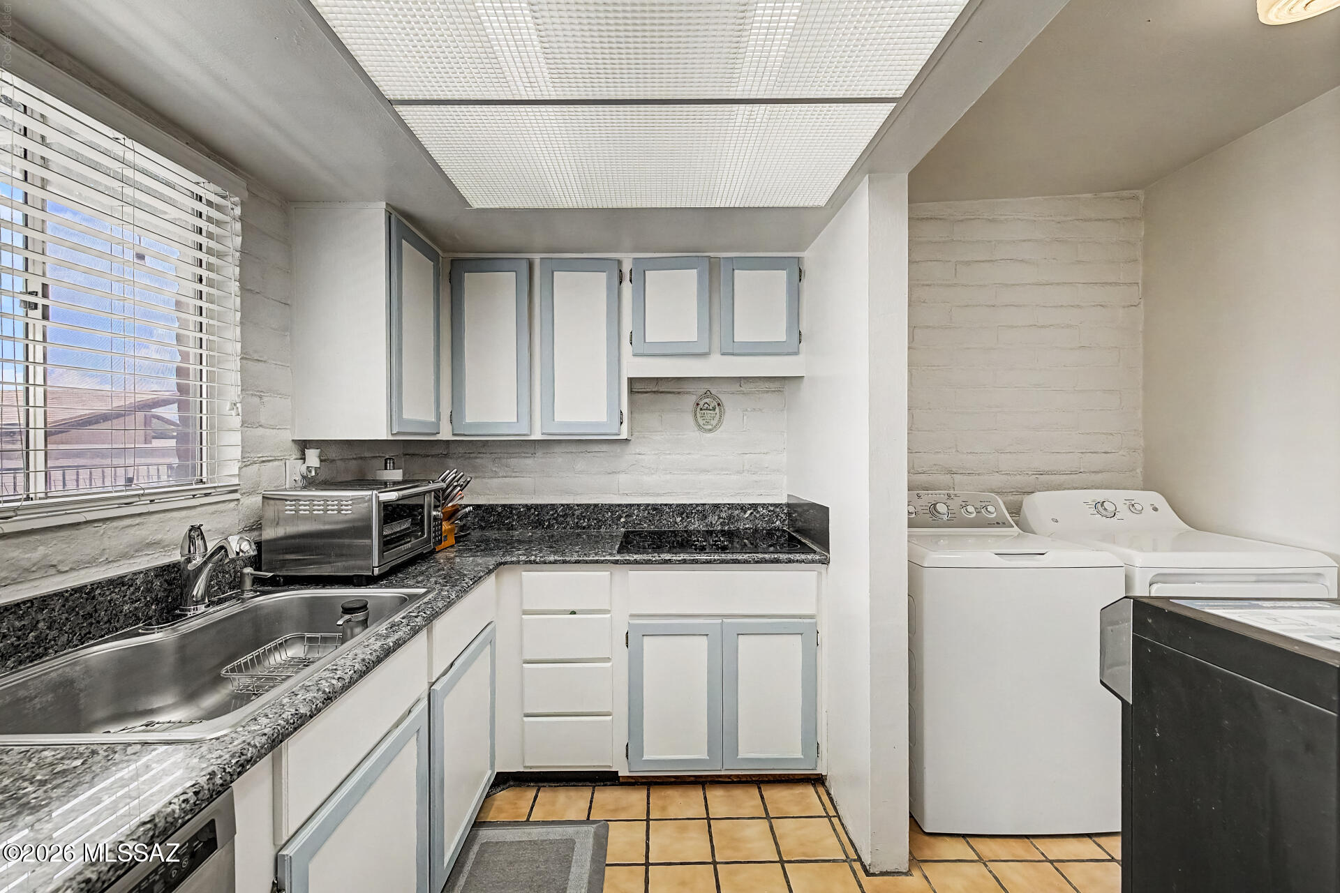 Broadway East (1-112) - Residential