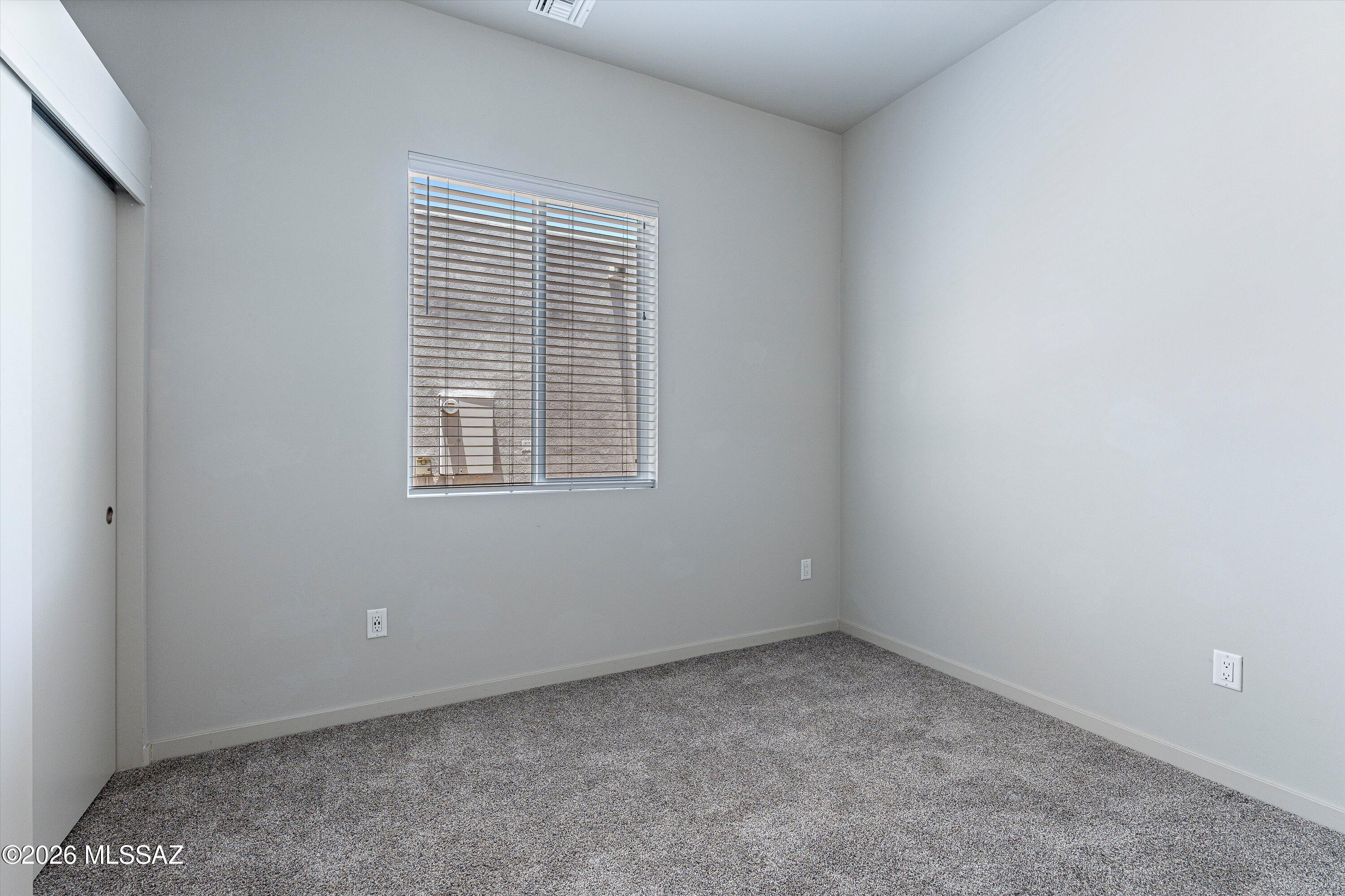 Elementary Place SQ20163230723 - Residential