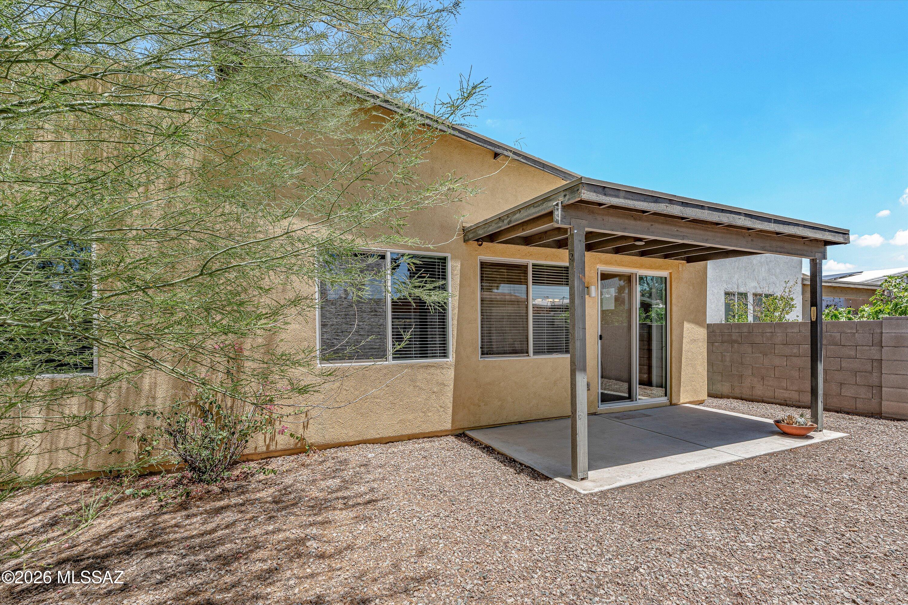 Elementary Place SQ20163230723 - Residential
