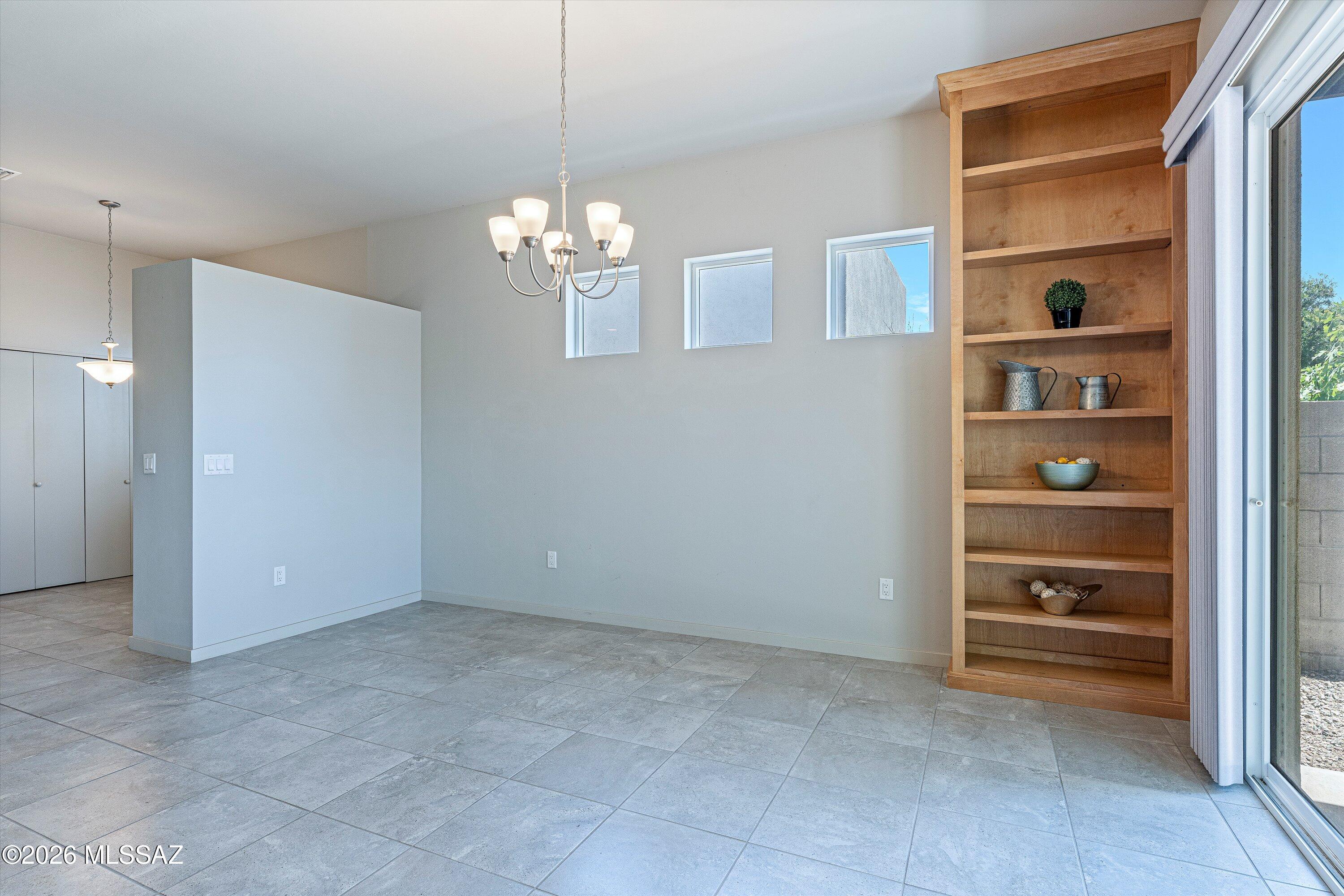 Elementary Place SQ20163230723 - Residential