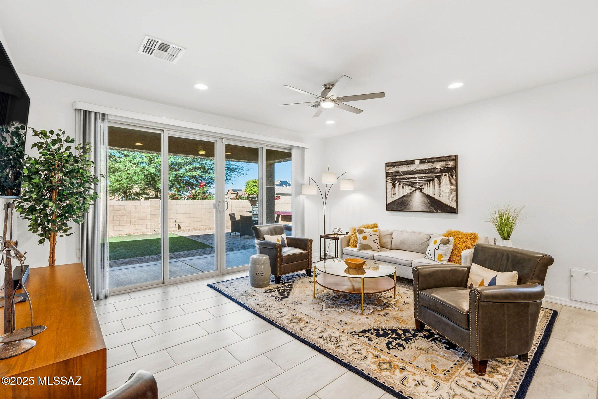 La Estancia De Tucson (1-330) - Residential