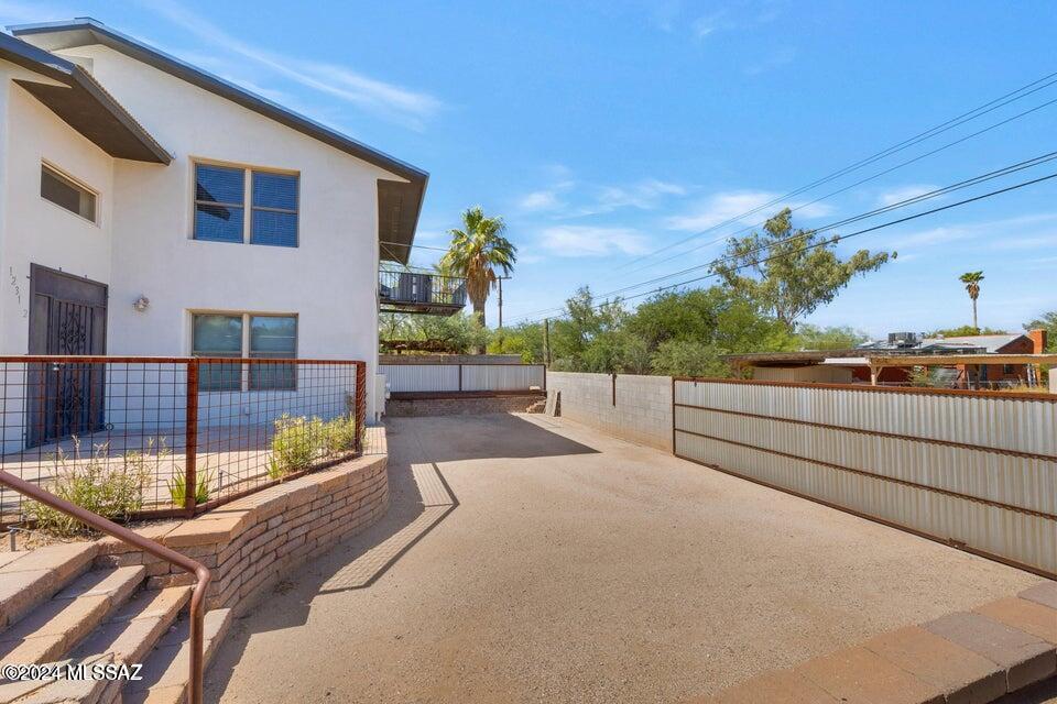 Jefferson Park - Residential Lease