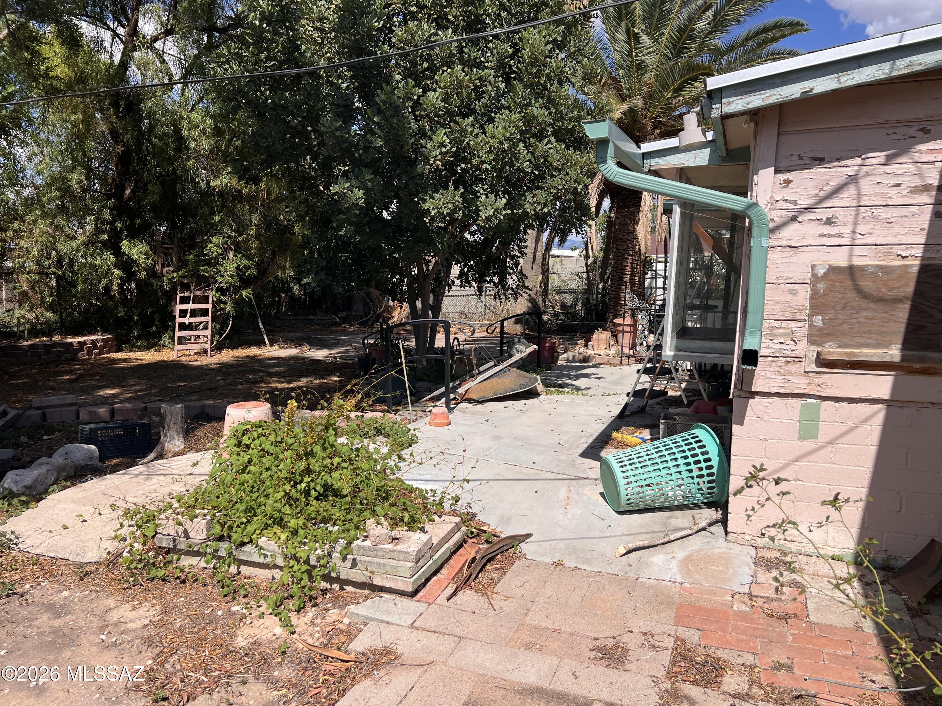Mission Manor NO. 2 - Residential