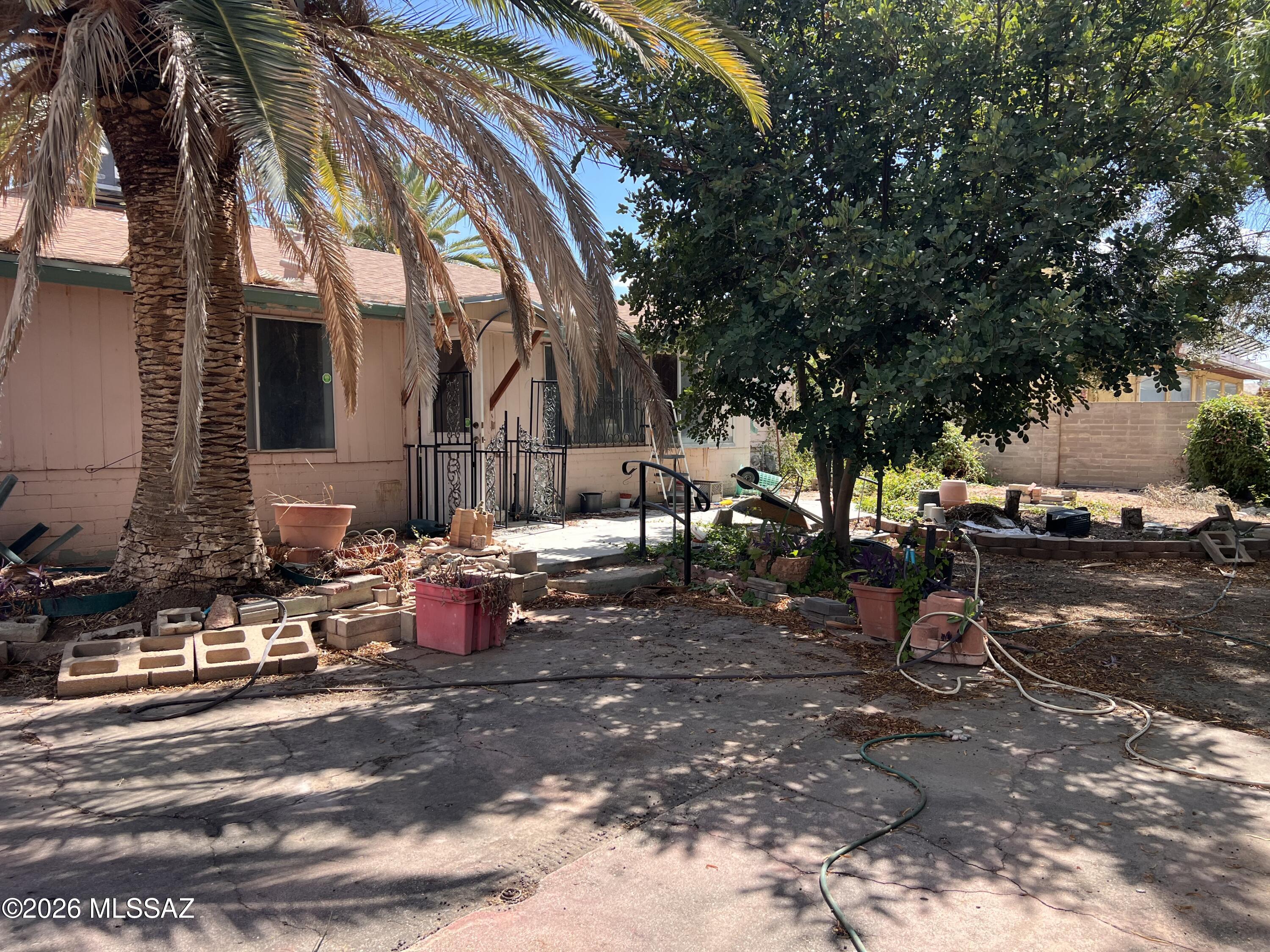 Mission Manor NO. 2 - Residential