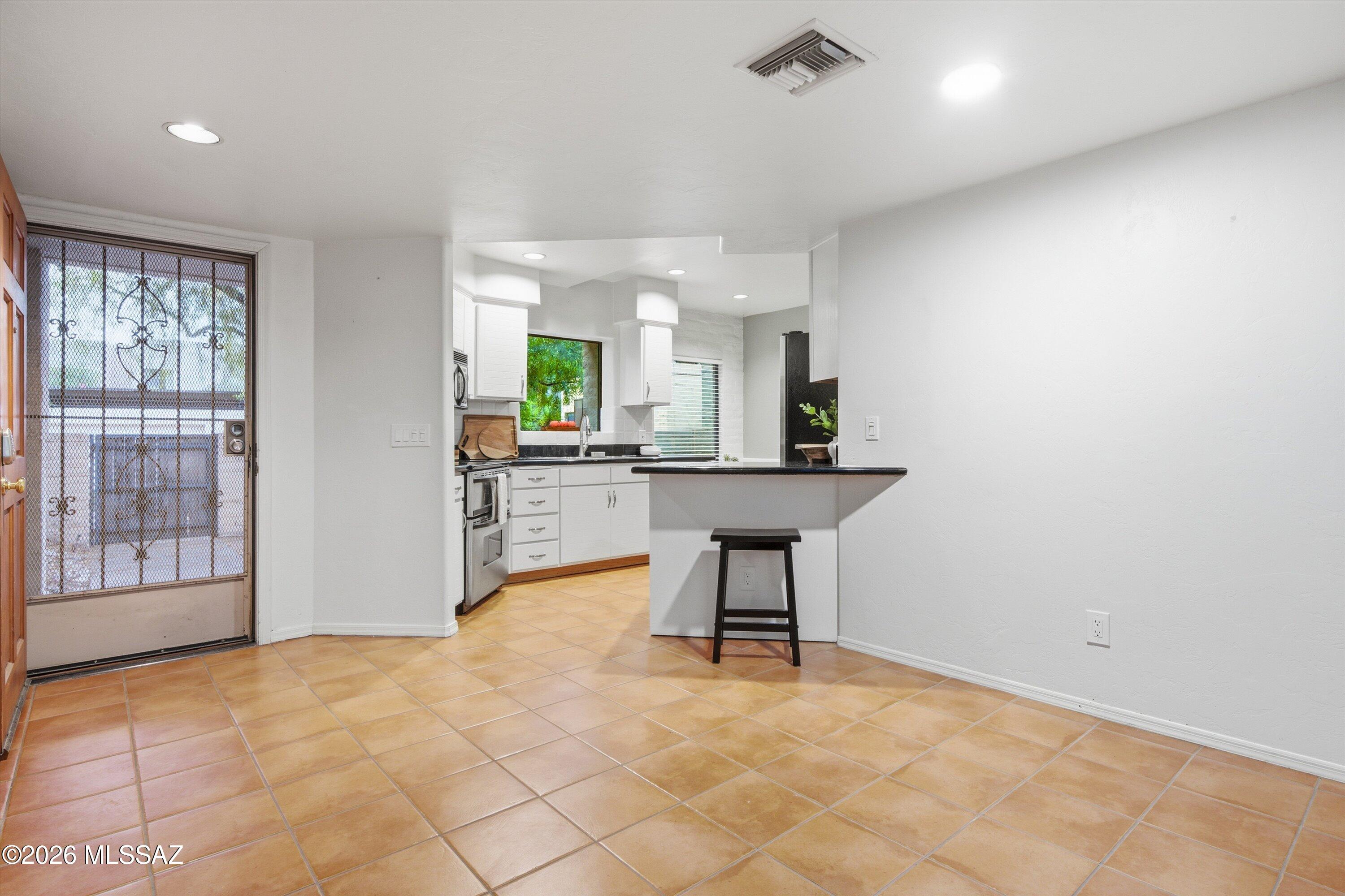 Tucson Racquet Club Th Resub - Residential