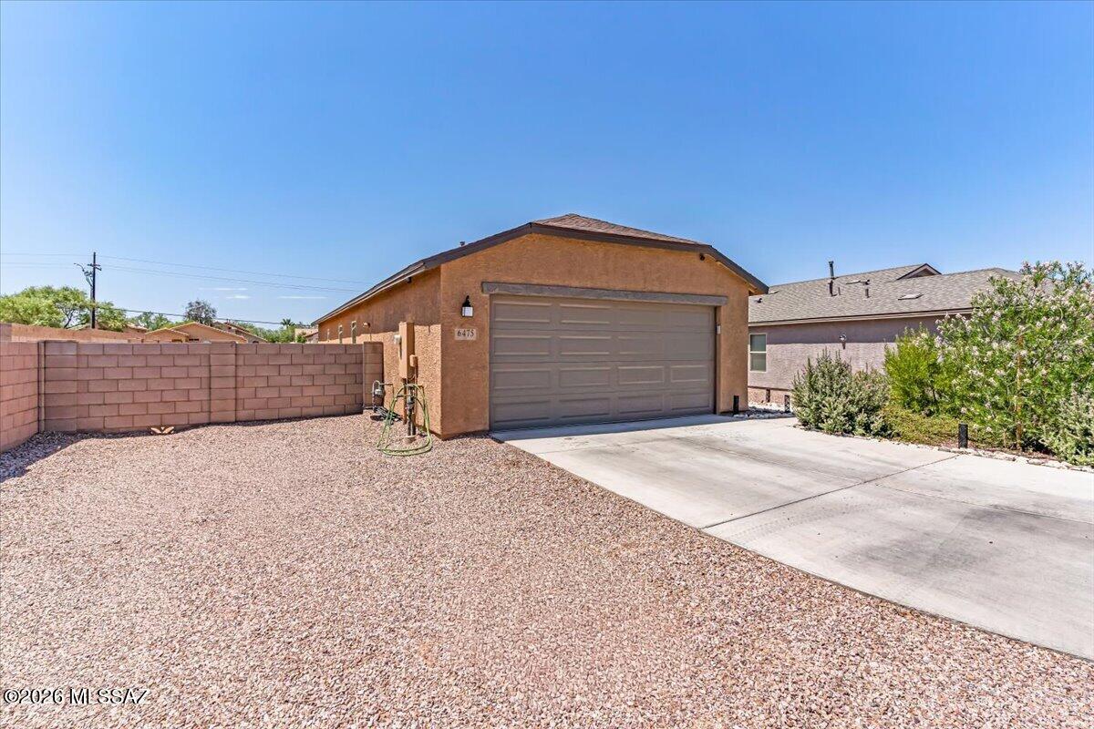 Great opportunity for an Assumable VA loan at 4.75%. Situated at the end of the street, this 3 bedroom and 2 bath home offers an open concept floor-plan stylish finishes and convenient location. Whether you're looking for your first home, a low maintenance lifestyle, or a smart investment, this move-in ready property checks all of the boxes. Modern construction, a desirable location, and a low assumable interest rate make this an opportunity you won't want to miss.