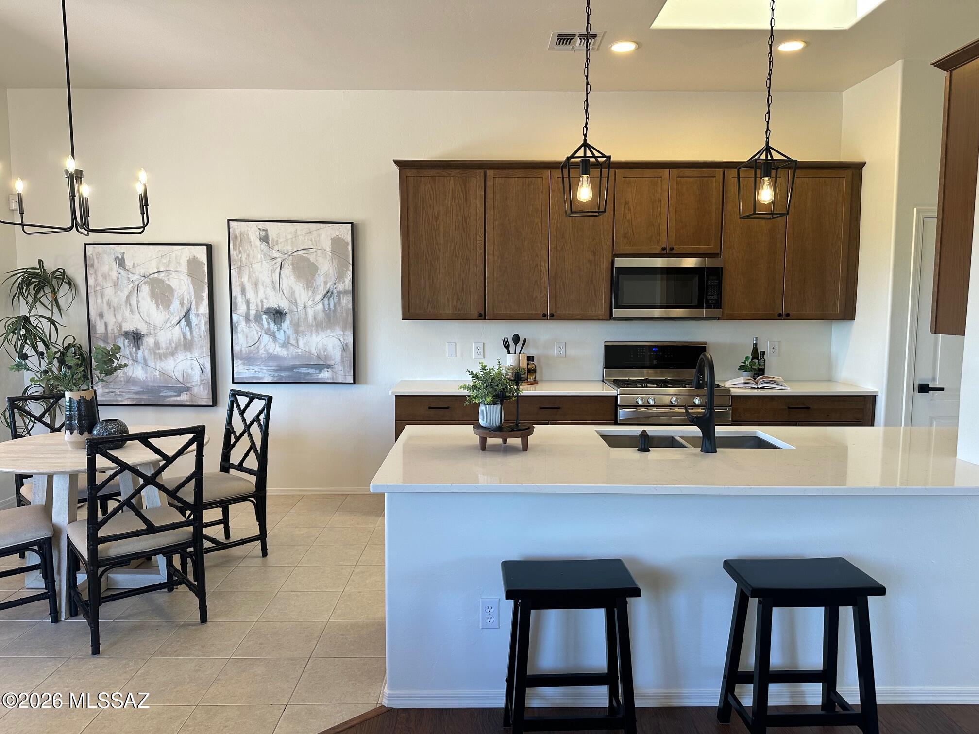 Bluffs At Dove Mountain (1-122) - Residential