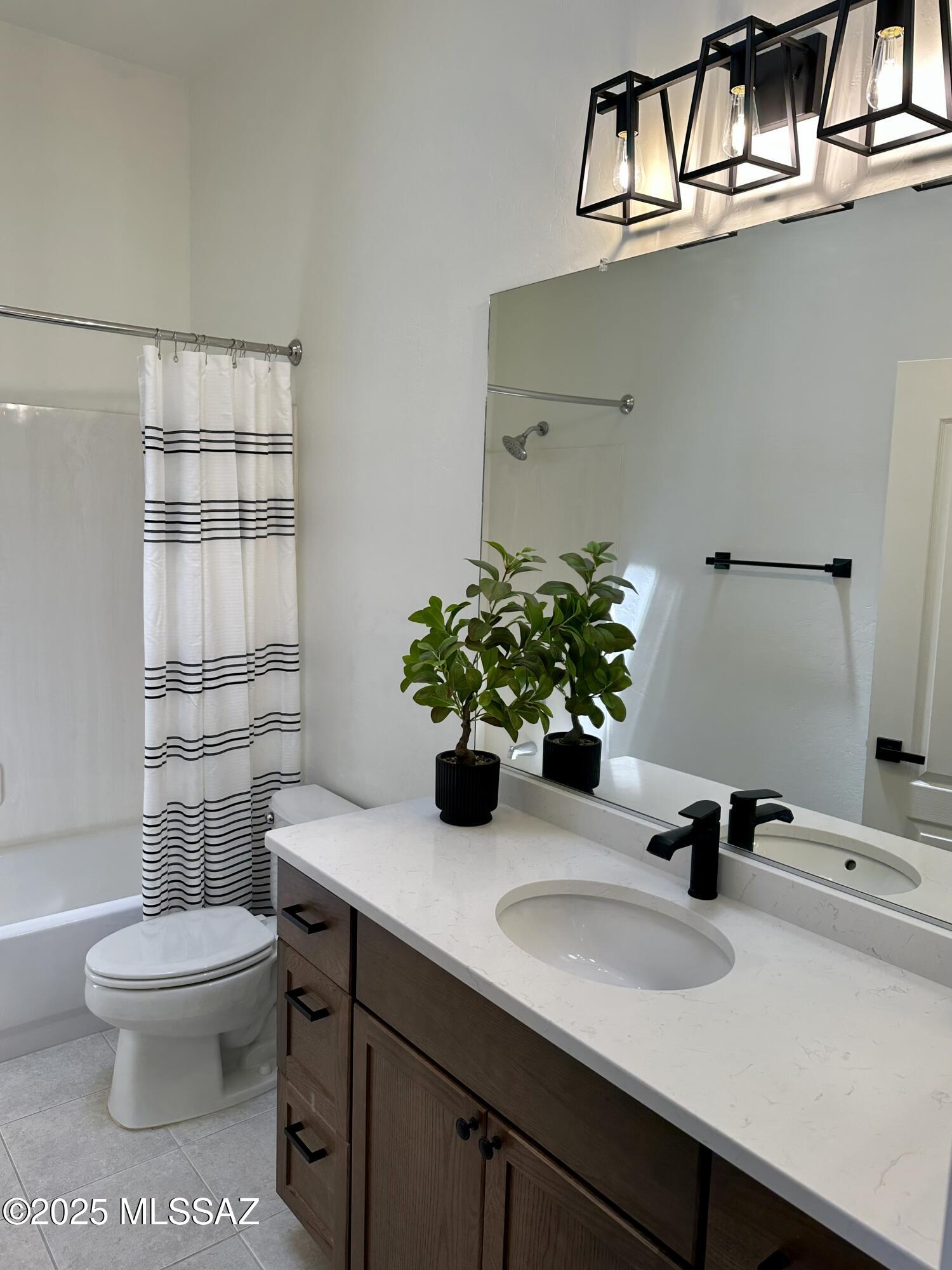 Bluffs At Dove Mountain (1-122) - Residential
