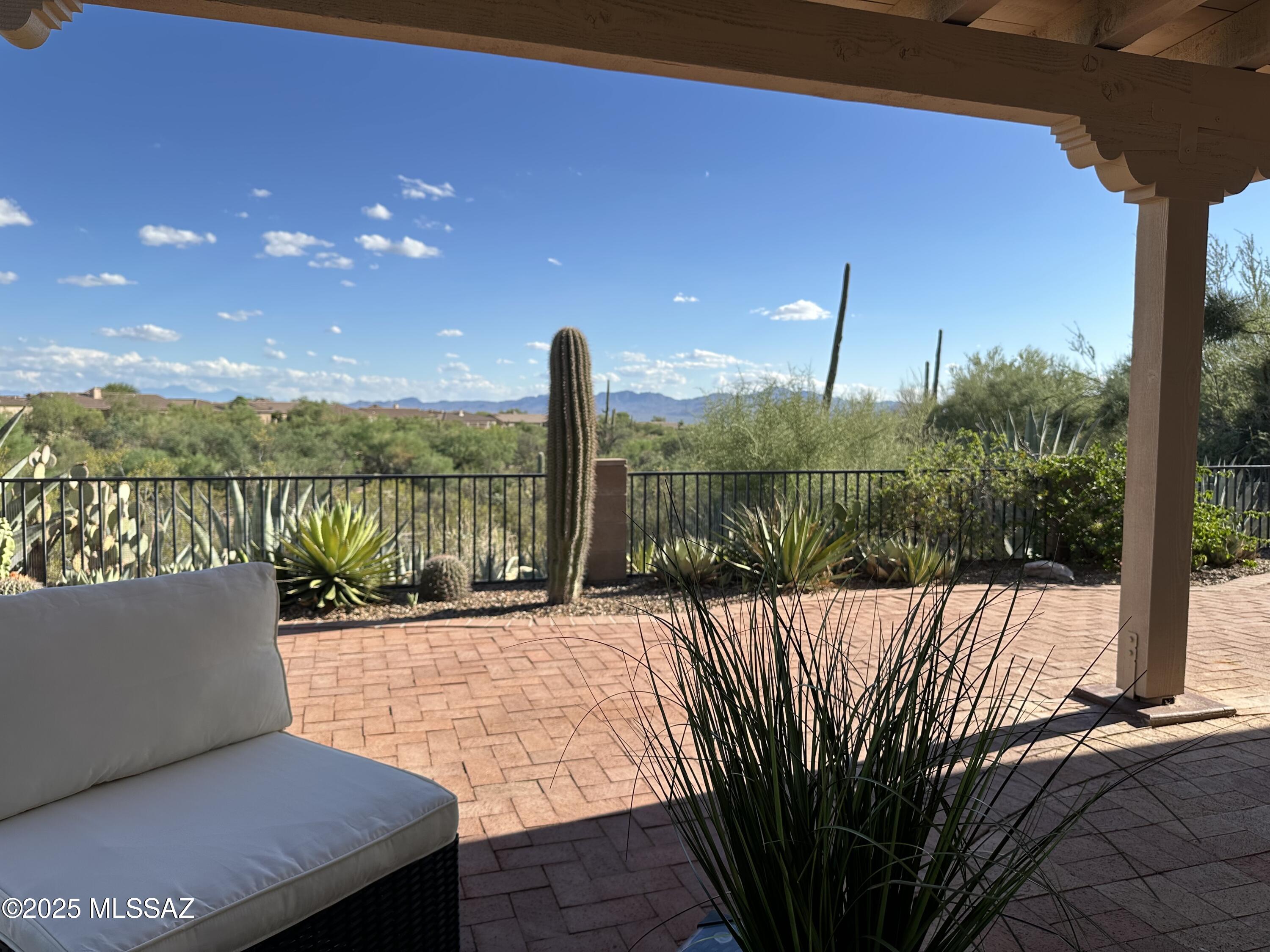 Bluffs At Dove Mountain (1-122) - Residential