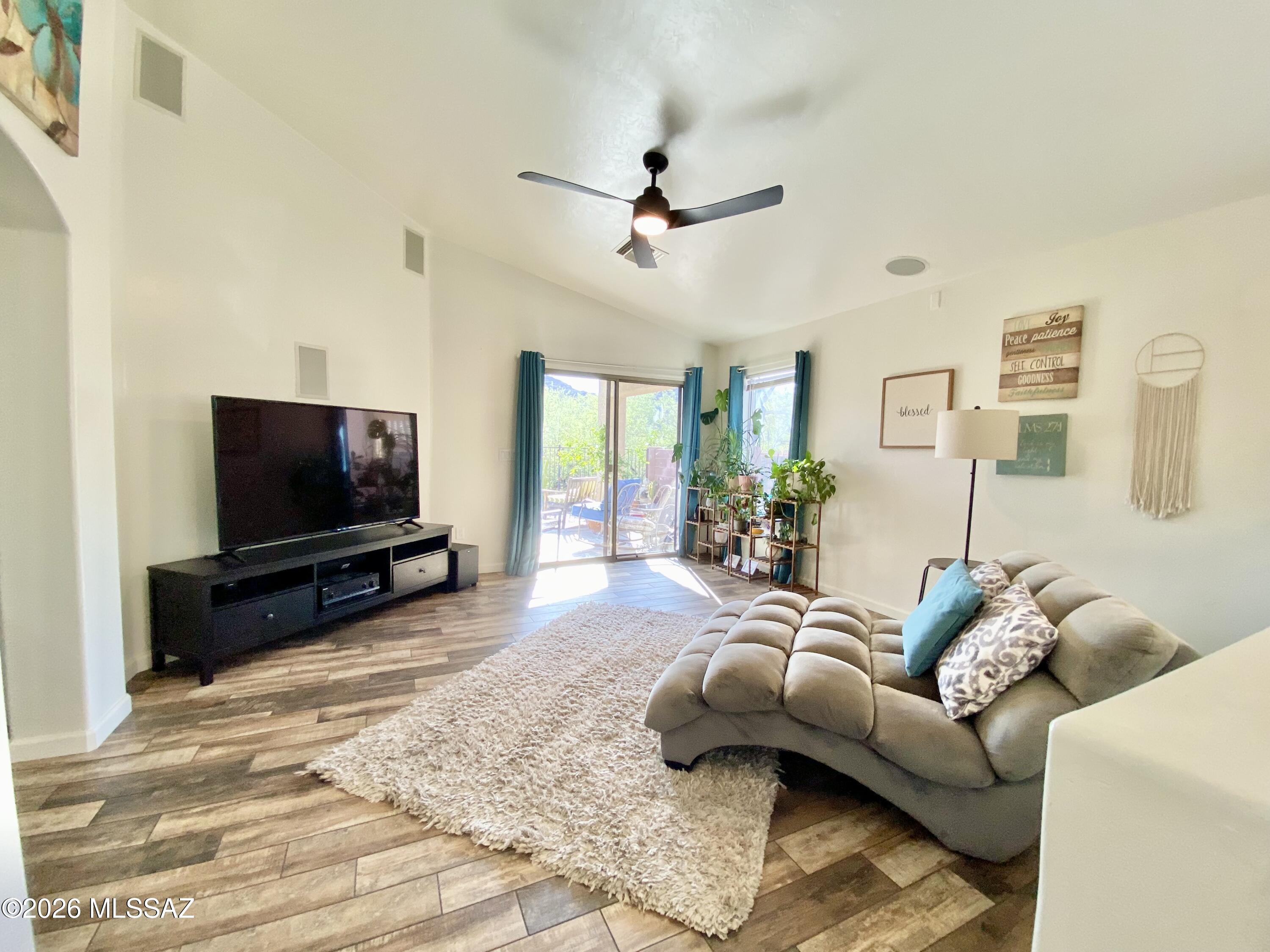 Twin Peaks Highland (1-119) - Residential