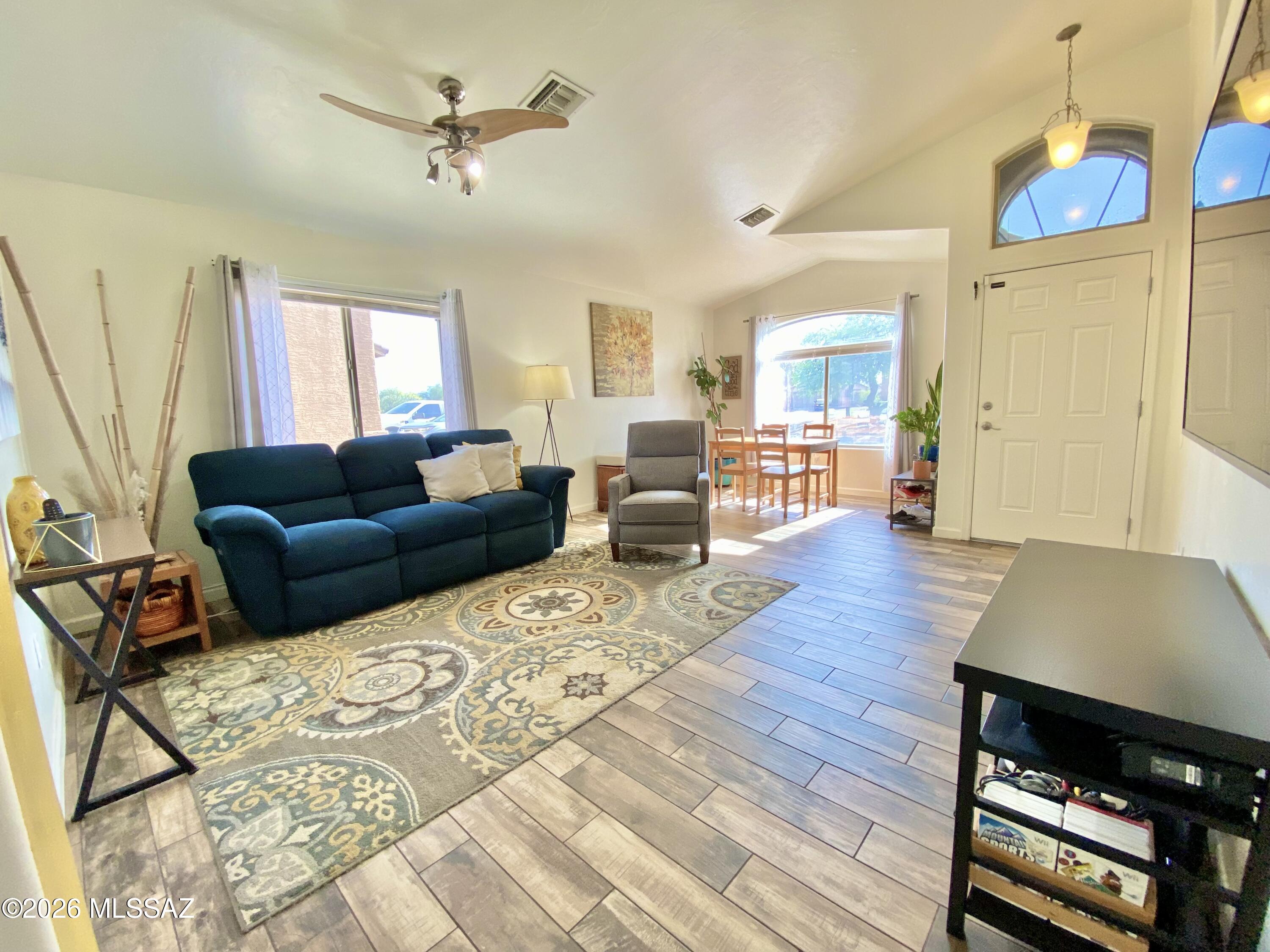 Twin Peaks Highland (1-119) - Residential