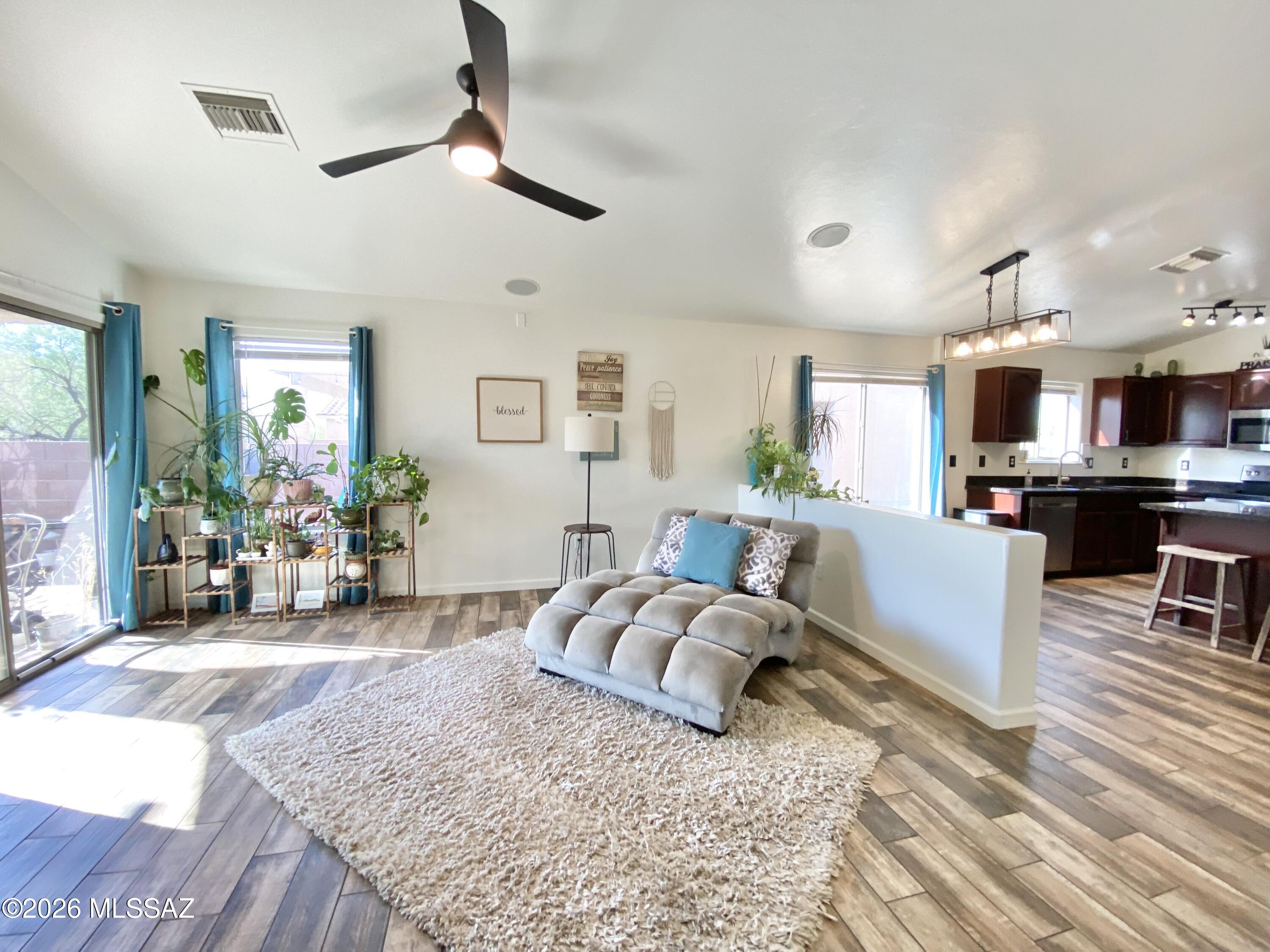 Twin Peaks Highland (1-119) - Residential
