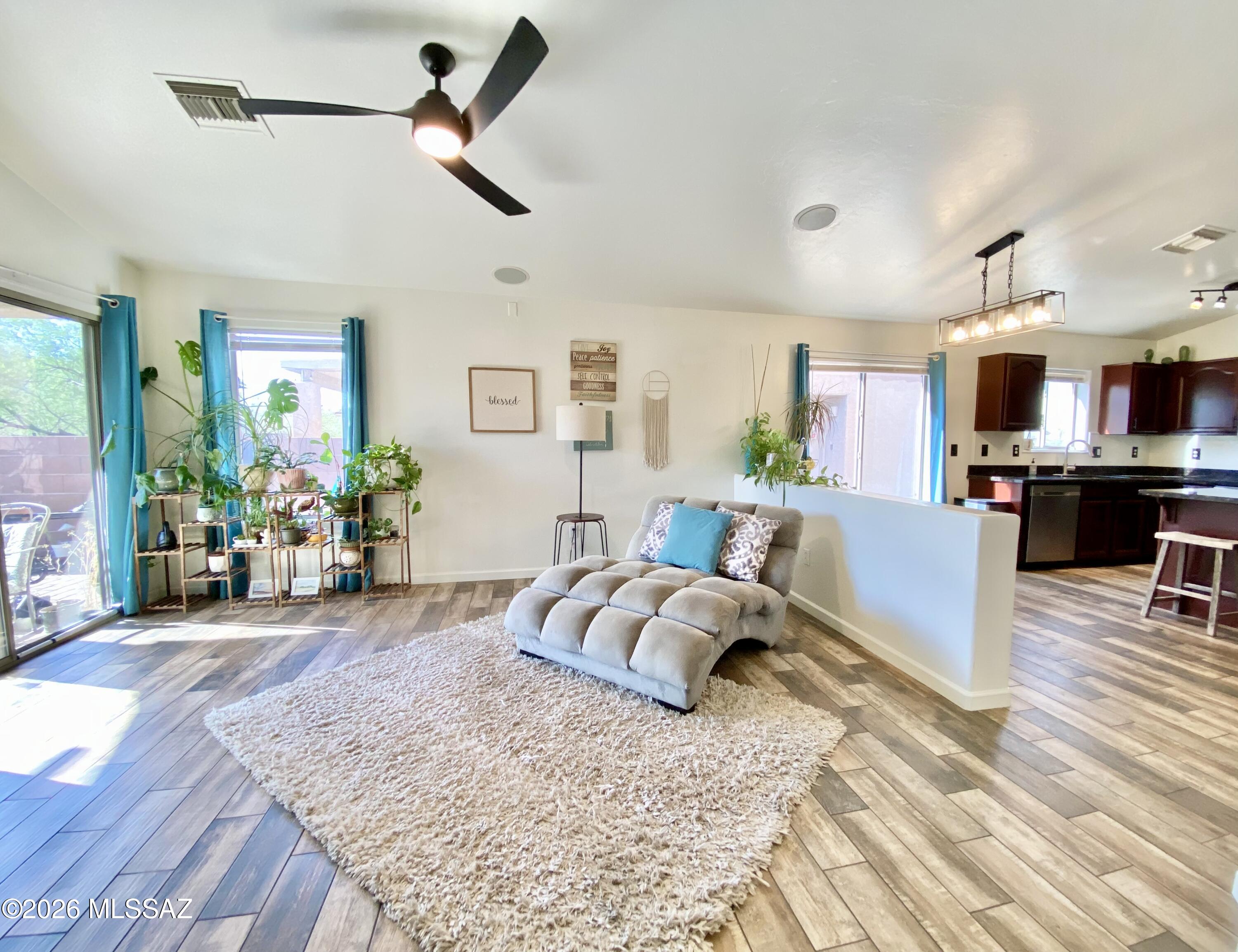 Twin Peaks Highland (1-119) - Residential