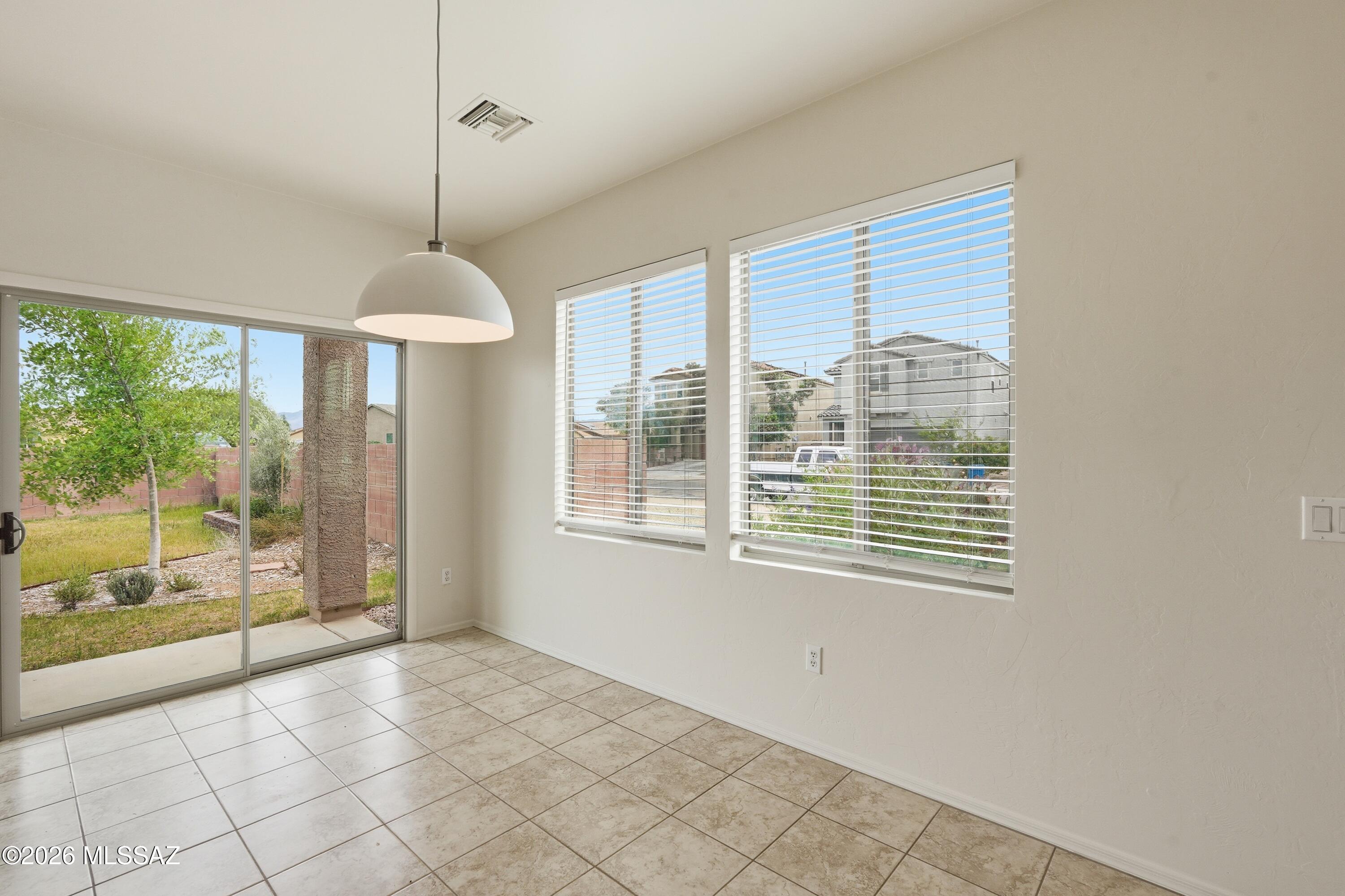 Madera Highlands Villages 1-10 & 15 - Residential Lease